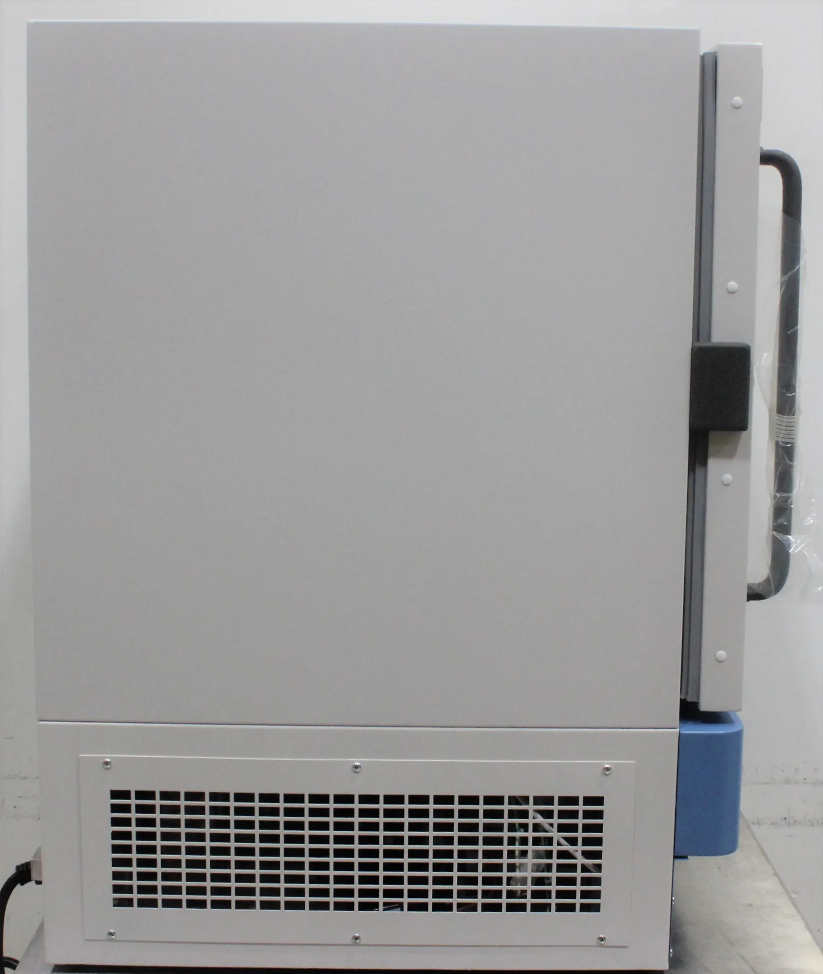 Thermo Fisher REL404D High-Performance Lab Refrigerator