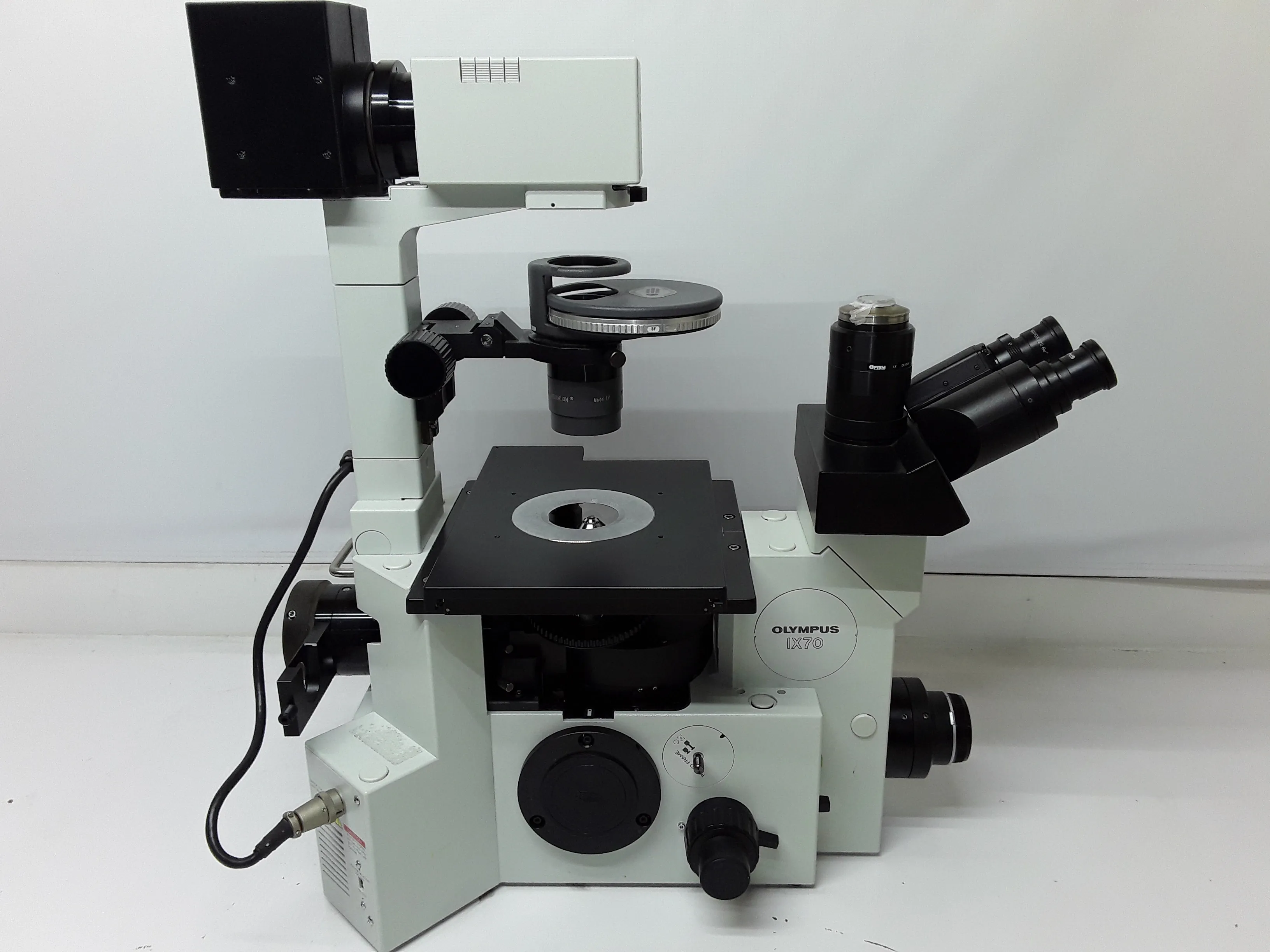 Olympus IX70-S8F Fluorescence Microscope