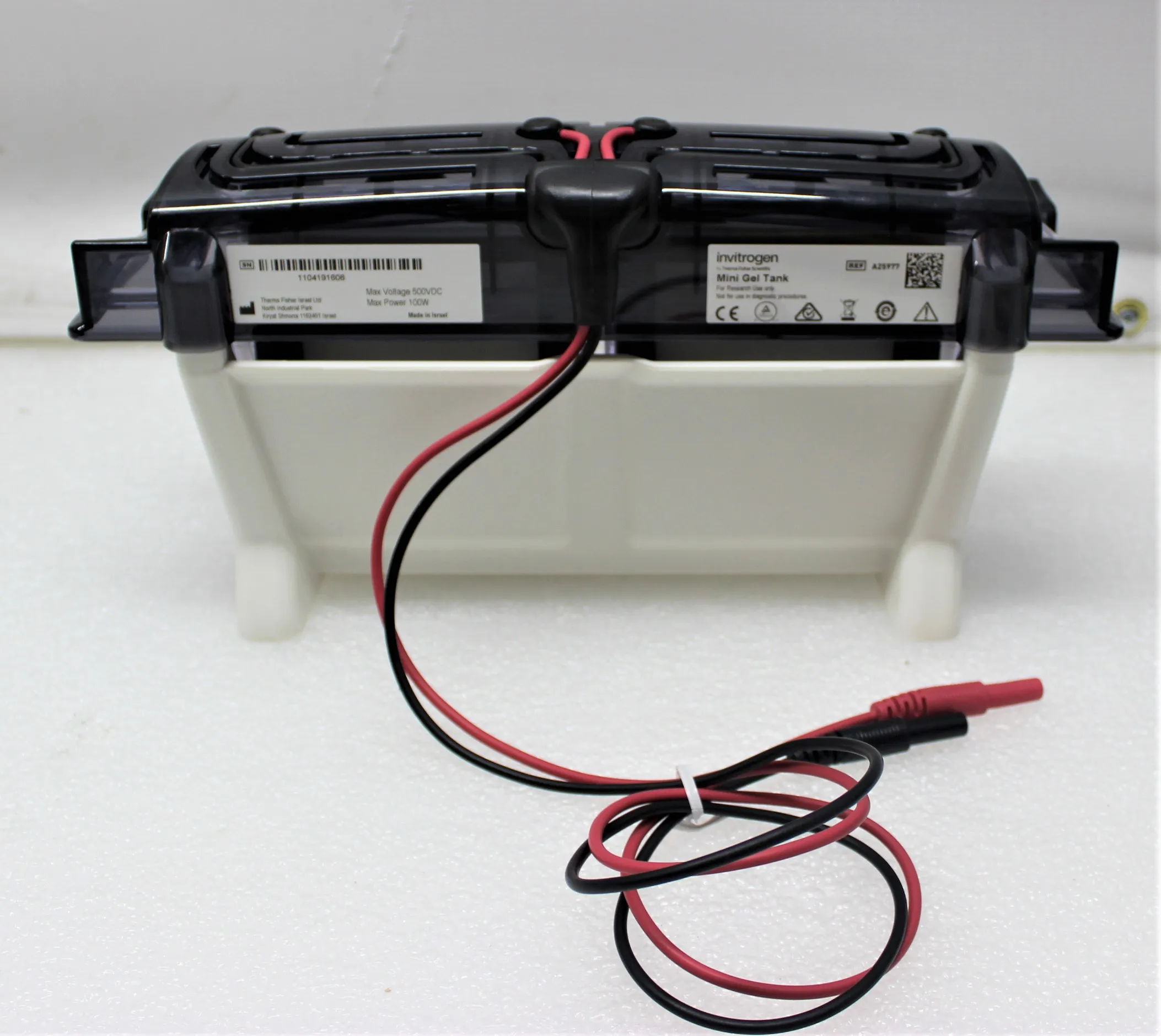 Invitrogen A25977 Mini Gel Tank Electrophoresis Power Supply