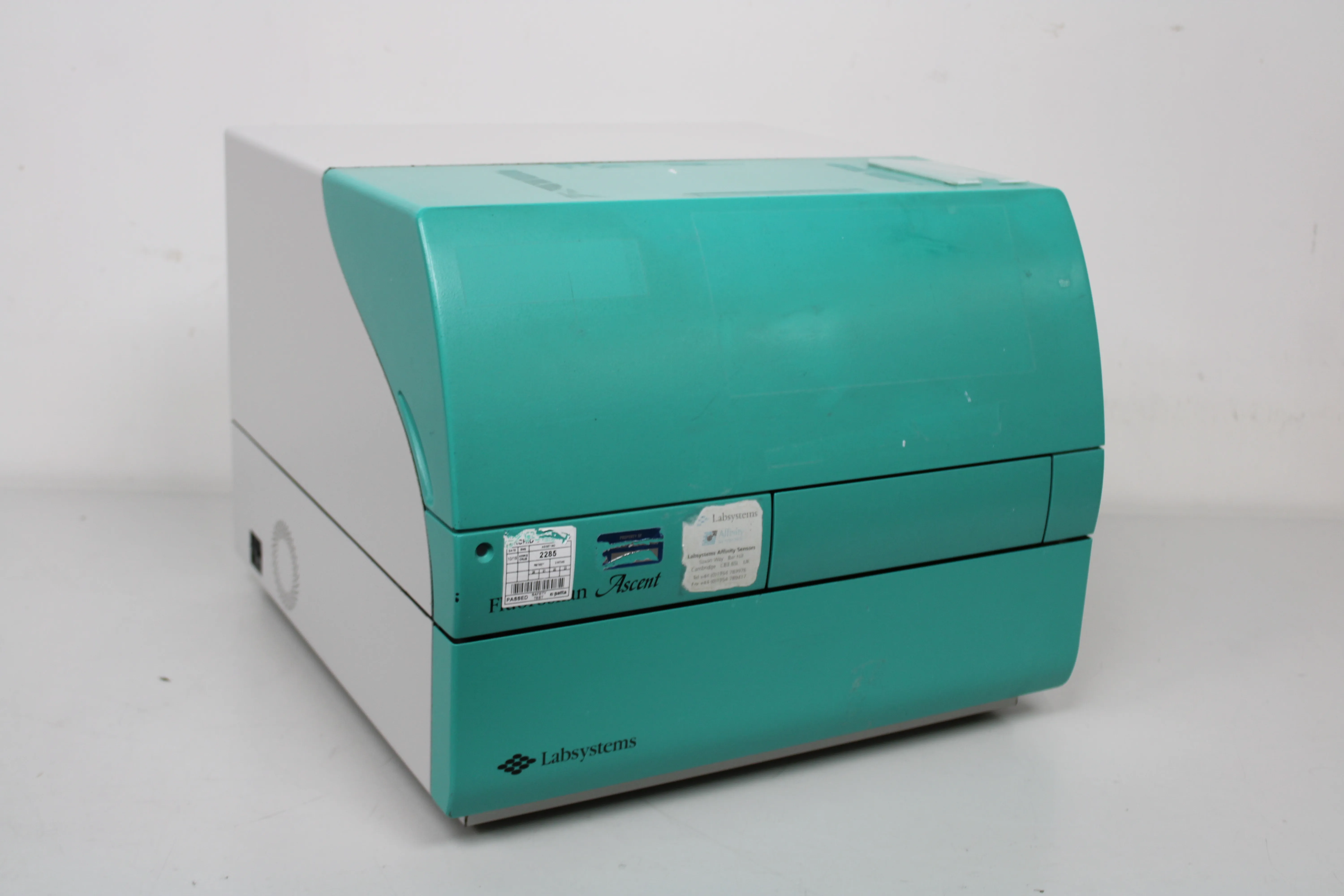 Labsystems Fluoroskan Microplate Fluorometer 374 Protein Analyzer