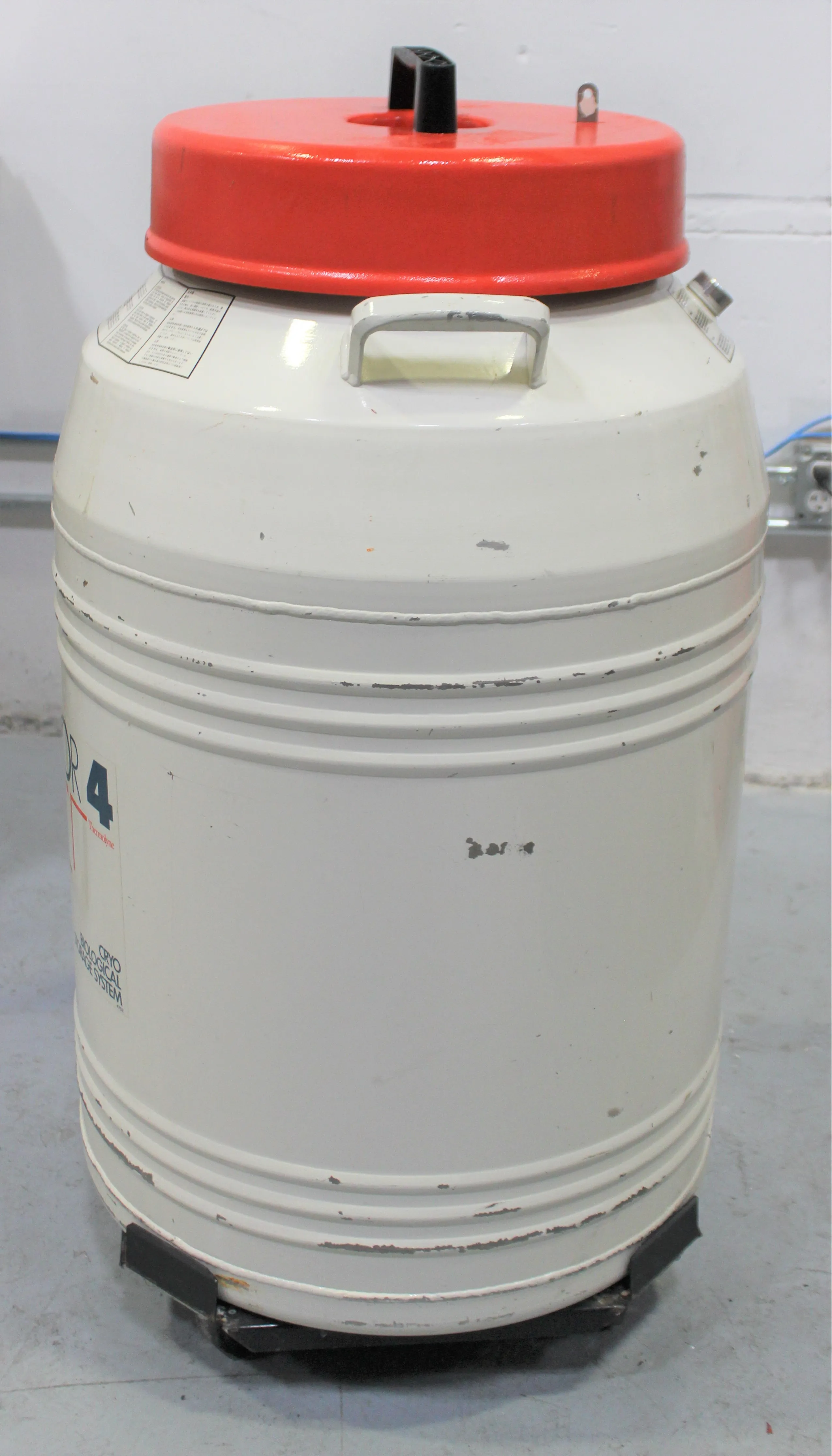 Thermolyne Locator 4 Cryostorage Tank