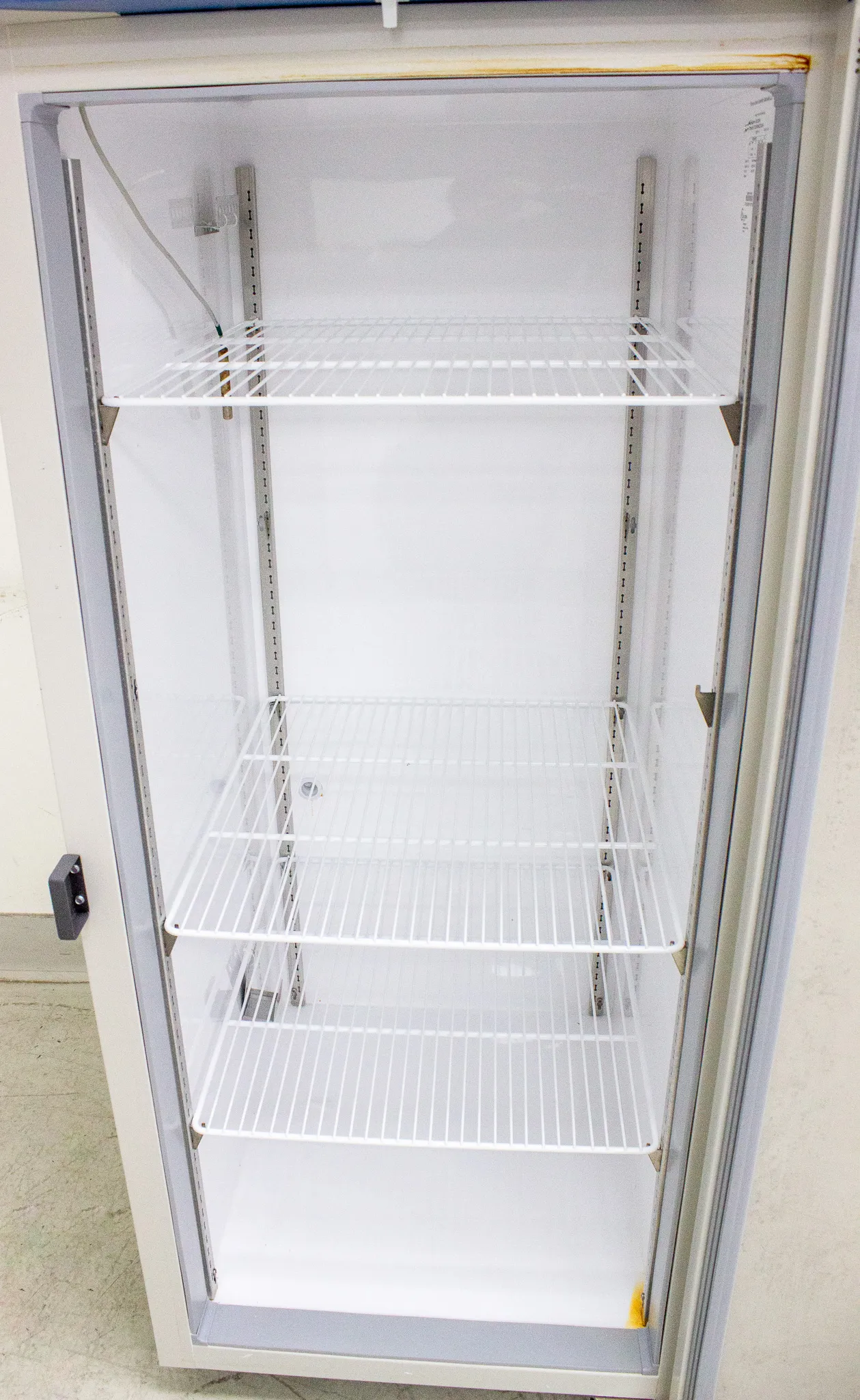 Thermo Scientific Revco -20C Lab Freezer 23.3 Cu. Ft., Upright UGL2320A