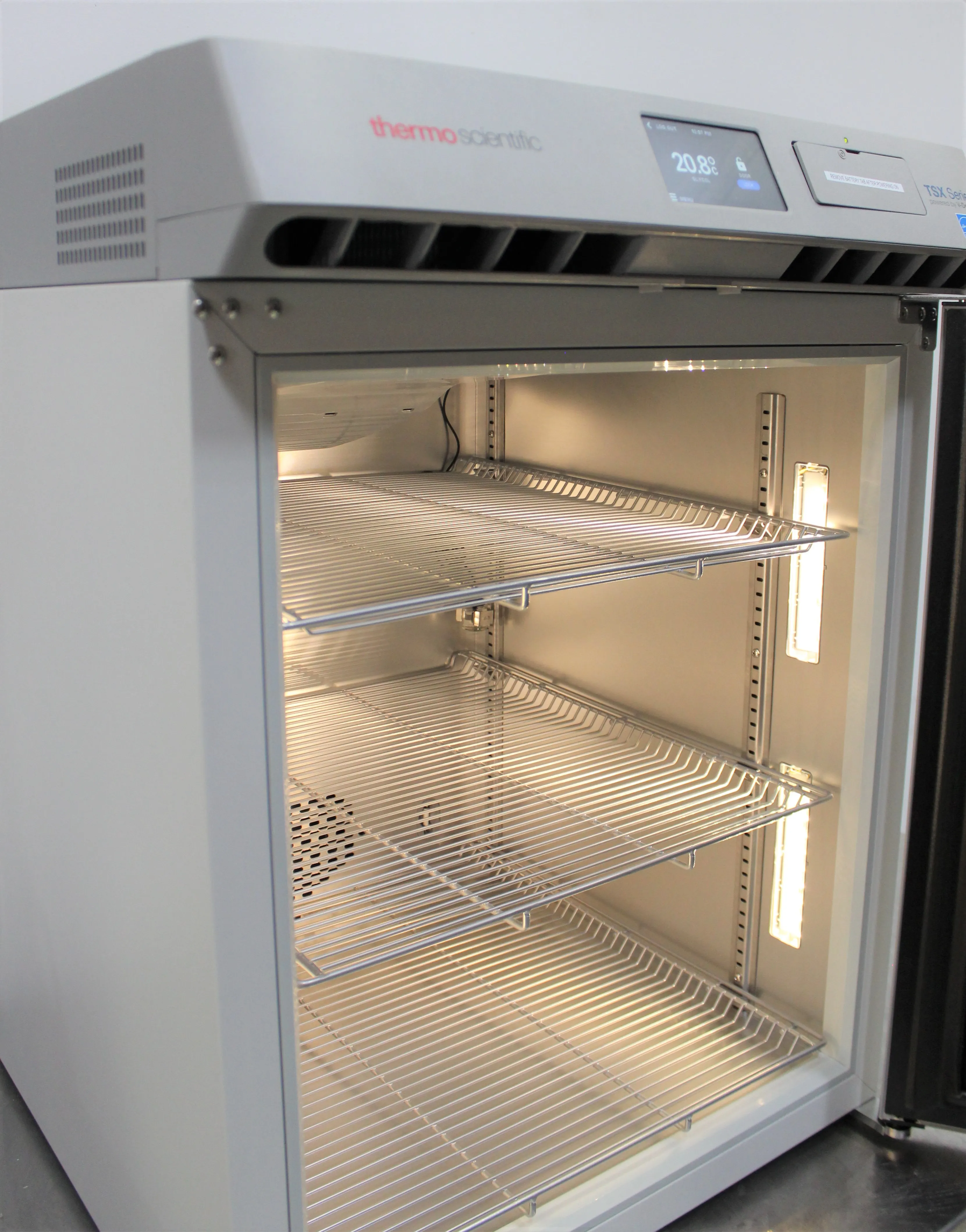 Thermo Scientific TSX Series Undercounter Lab Refrigerator