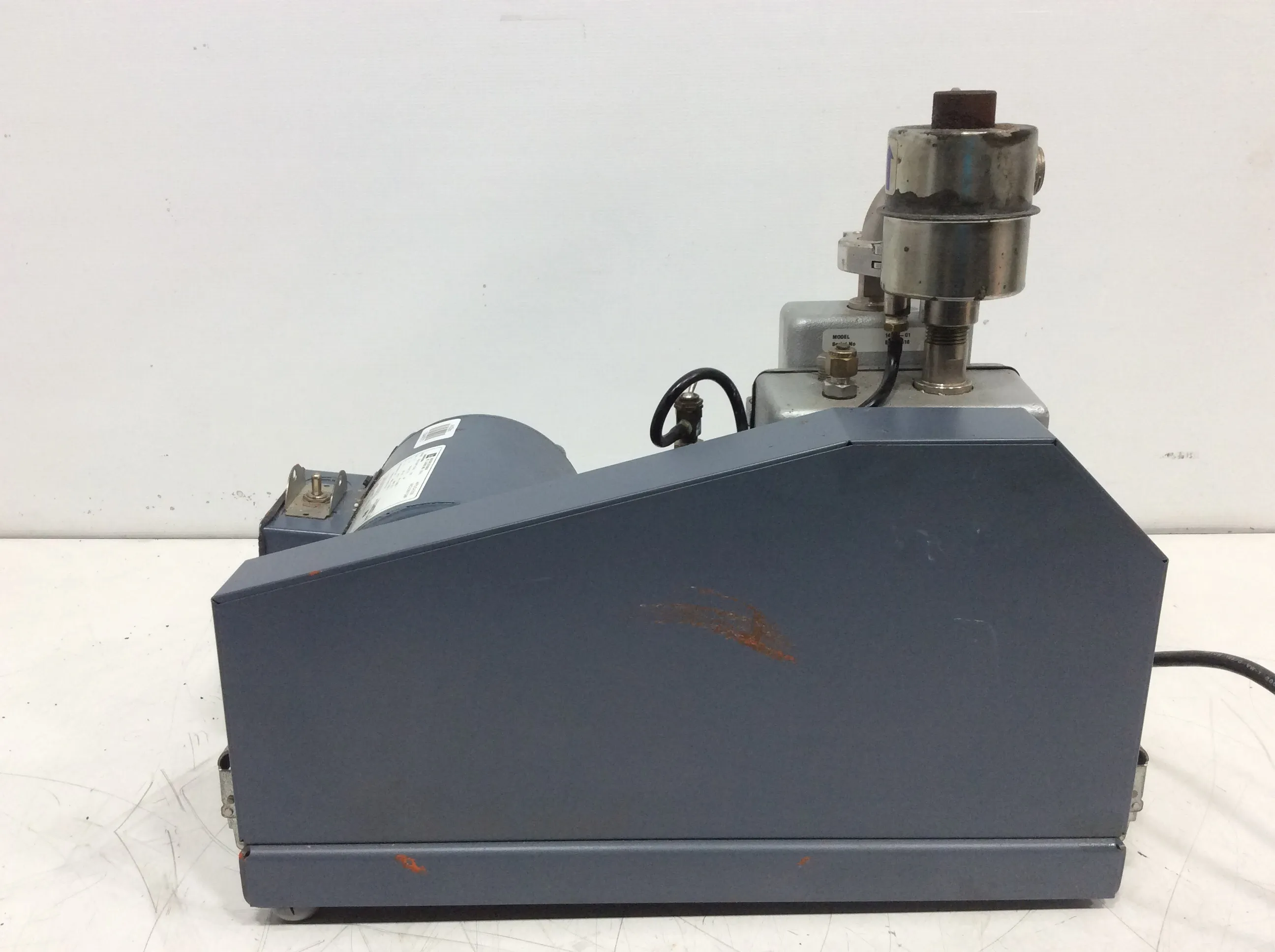 Welch ChemStar 1400N Vacuum Pump