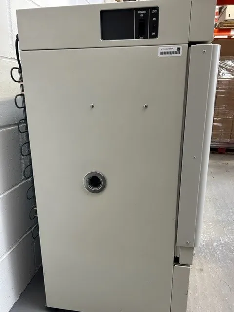 Sanyo MIR152 Cooled Incubator Refrigerator