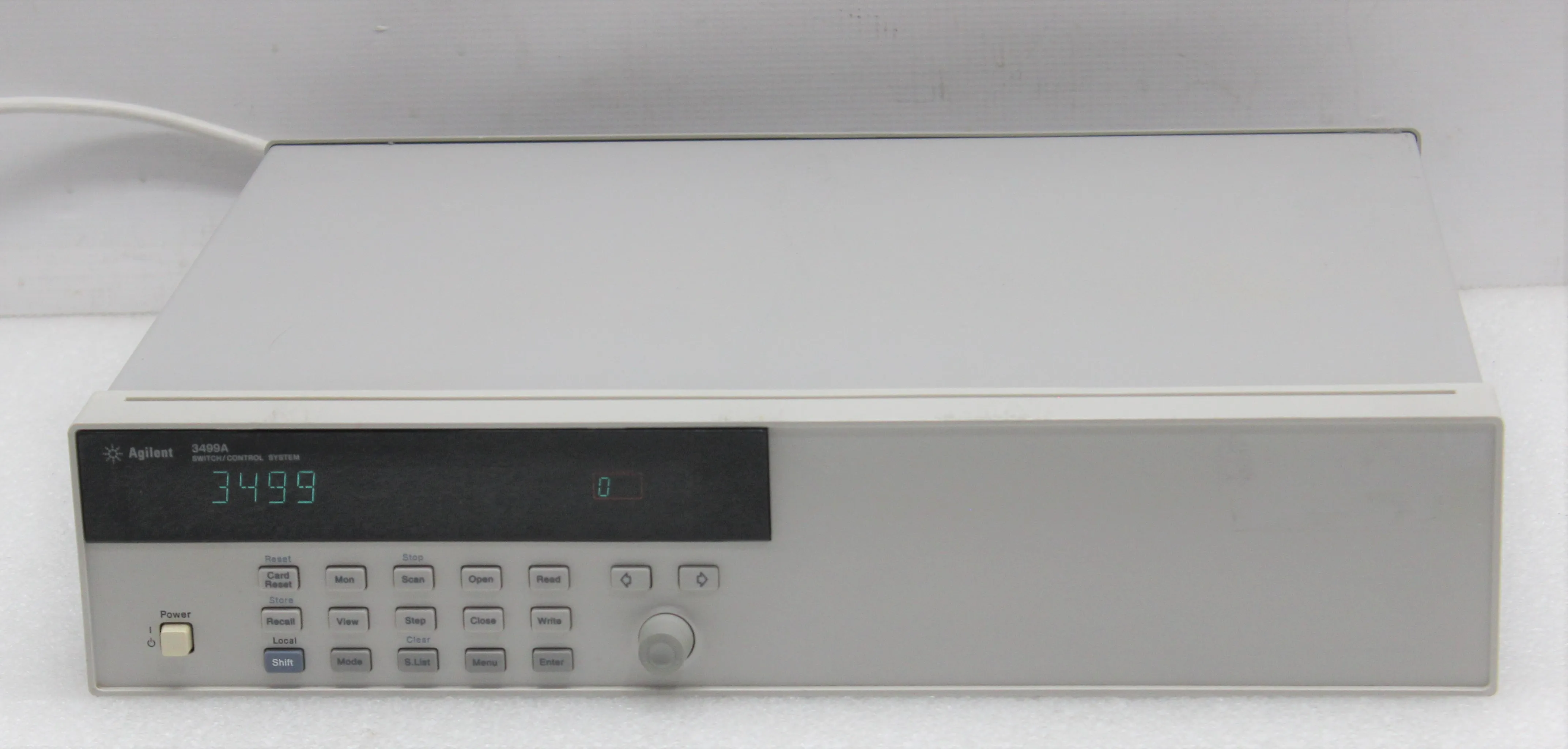 Agilent 3499A Electronic Switching System