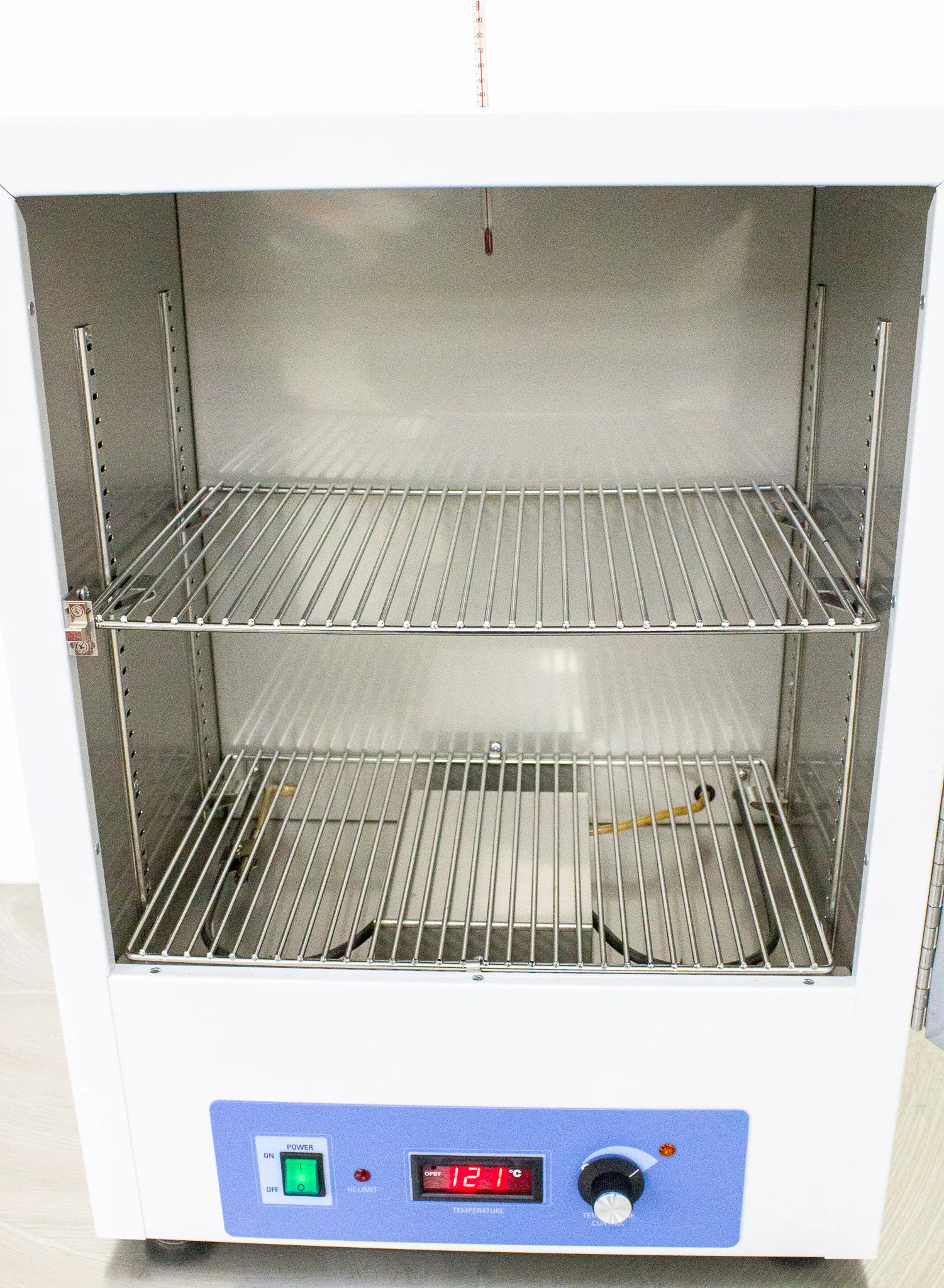 Thermo Scientific Precision Compact Oven Model PR305225M - Used Lab Oven with 30-Day Warranty