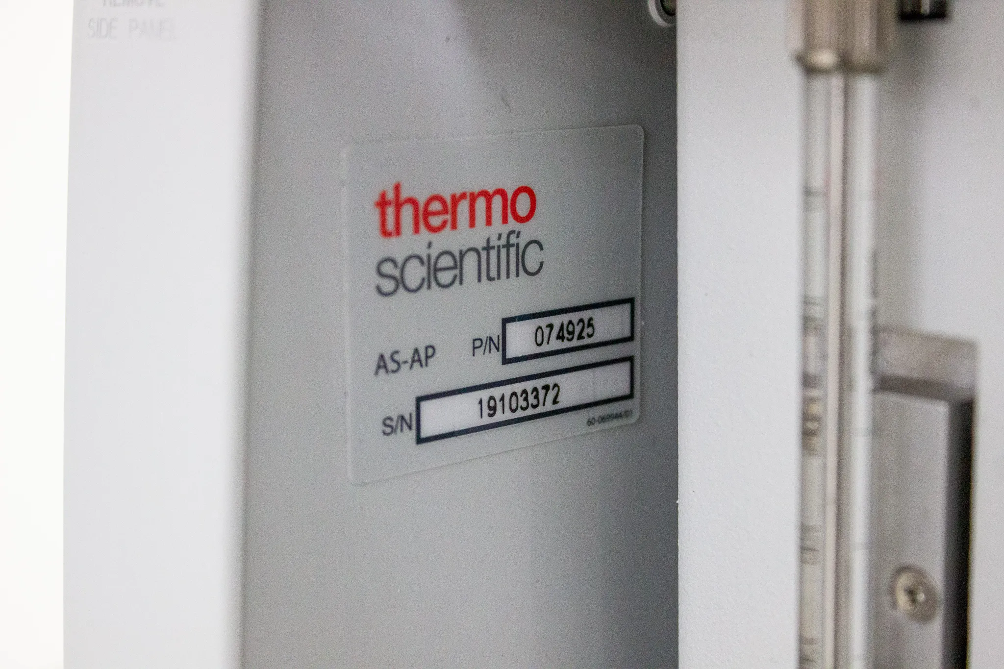 Thermo Dionex AS-AP Autosampler P/N 074925 - High Precision Ion Chromatography Autosampler