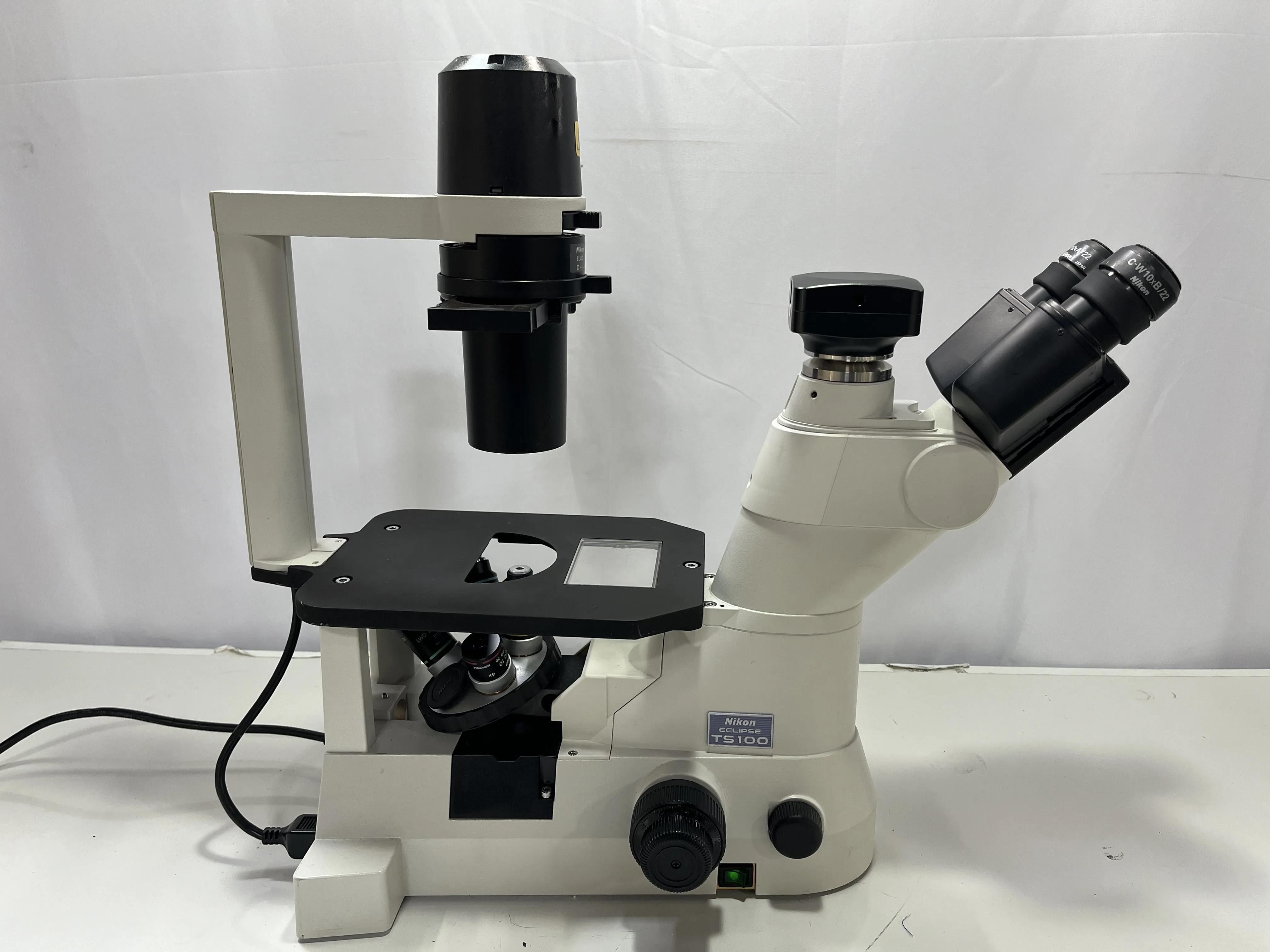 Nikon Eclipse TS100 Inverted Microscope with 4 Objectives