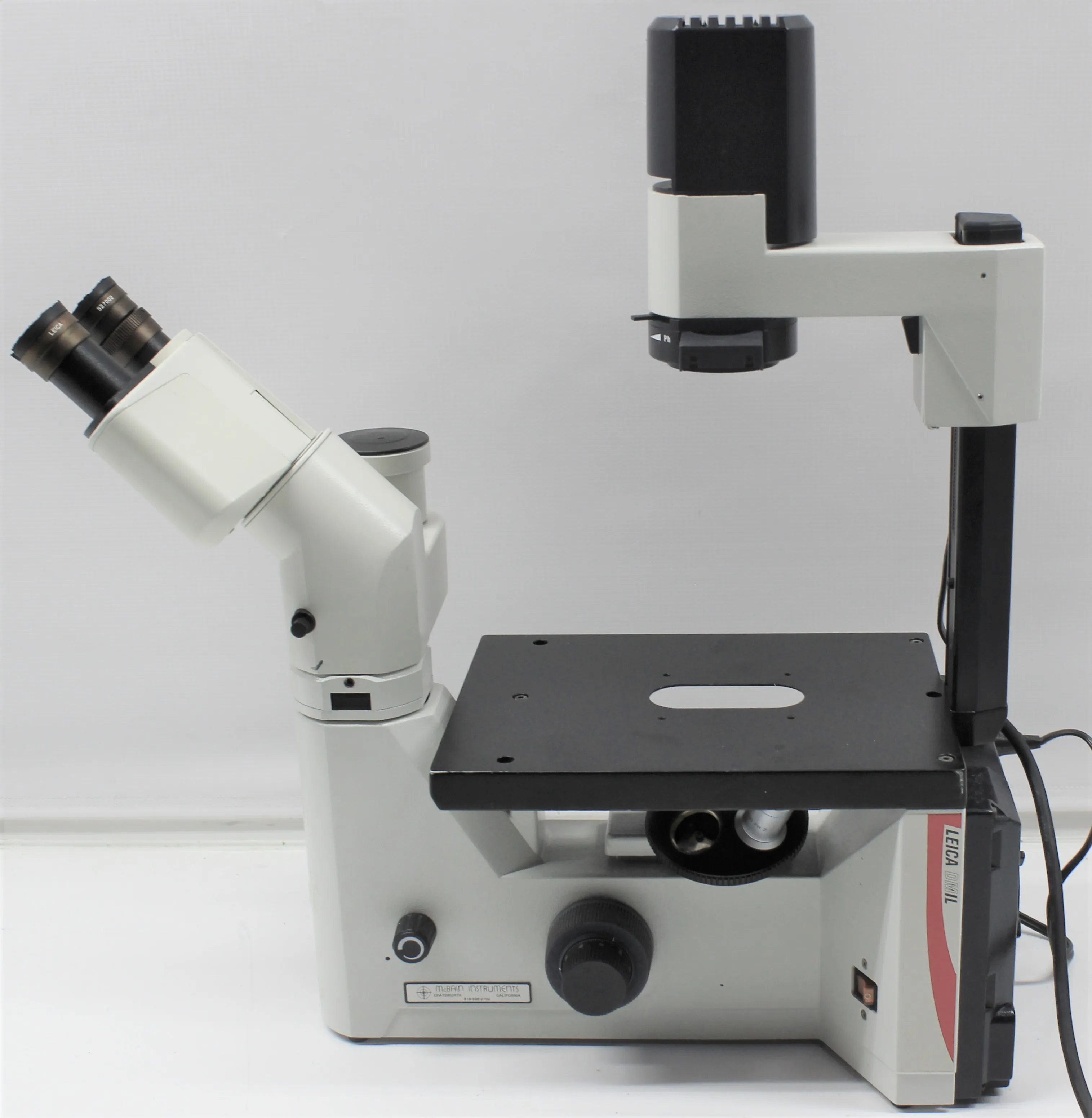 LEICA DMIL Inverted Contrasting Microscope 521227