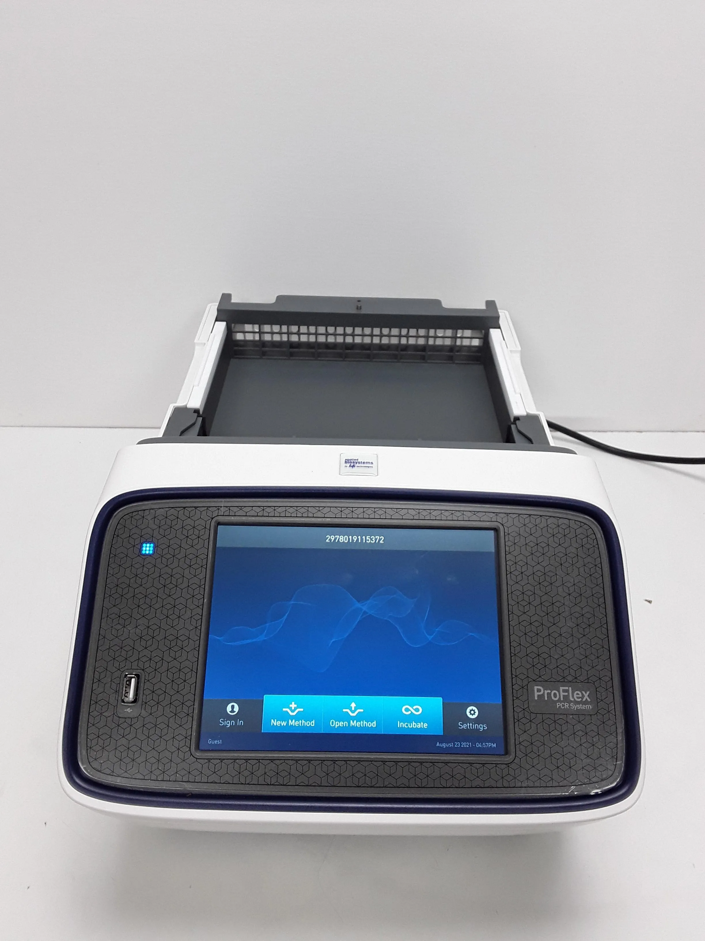 Applied Biosystems ProFlex Base 4483636 Real Time PCR System