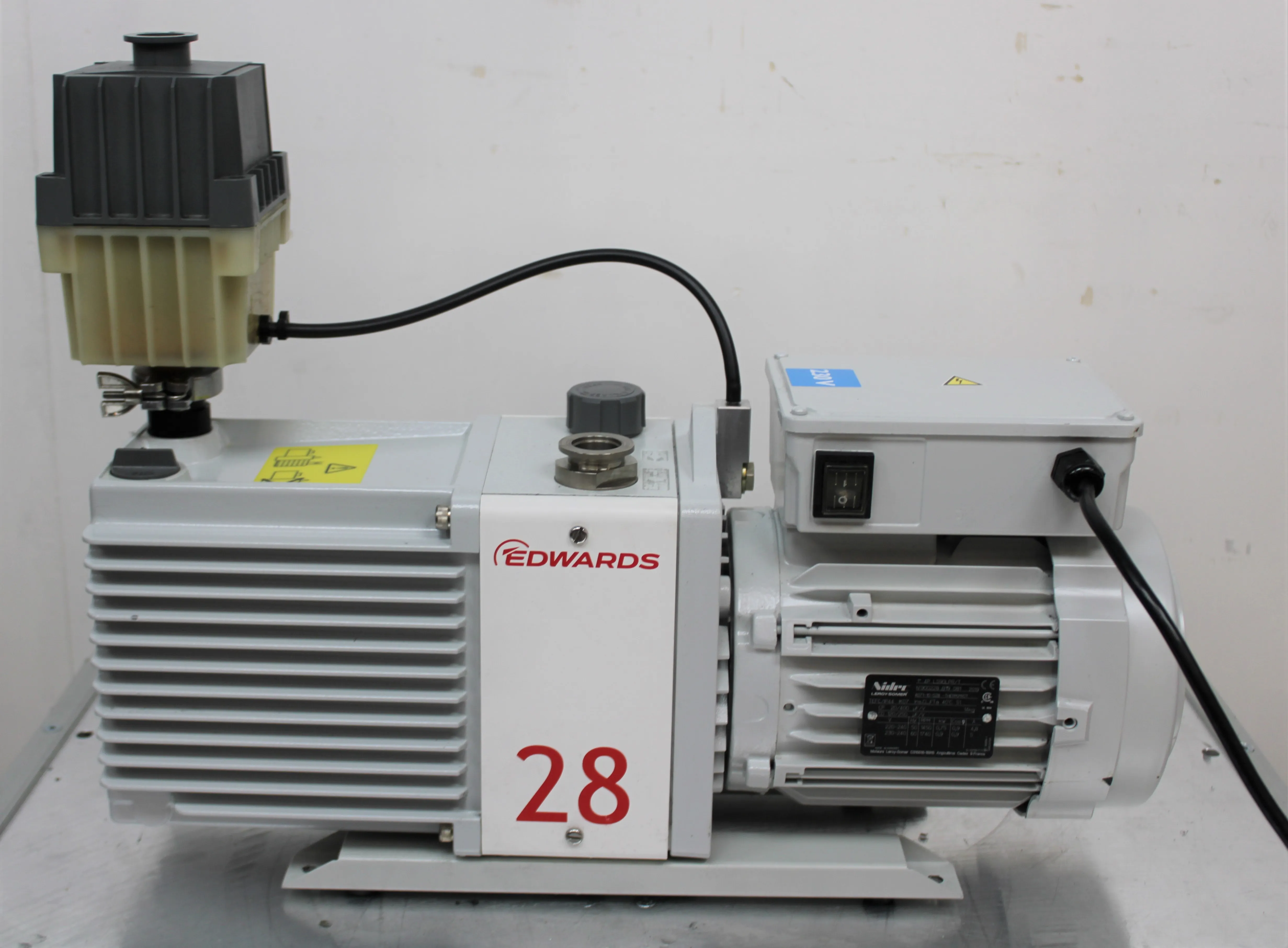 Edwards E2M28 A373-19-903 Vacuum Pump