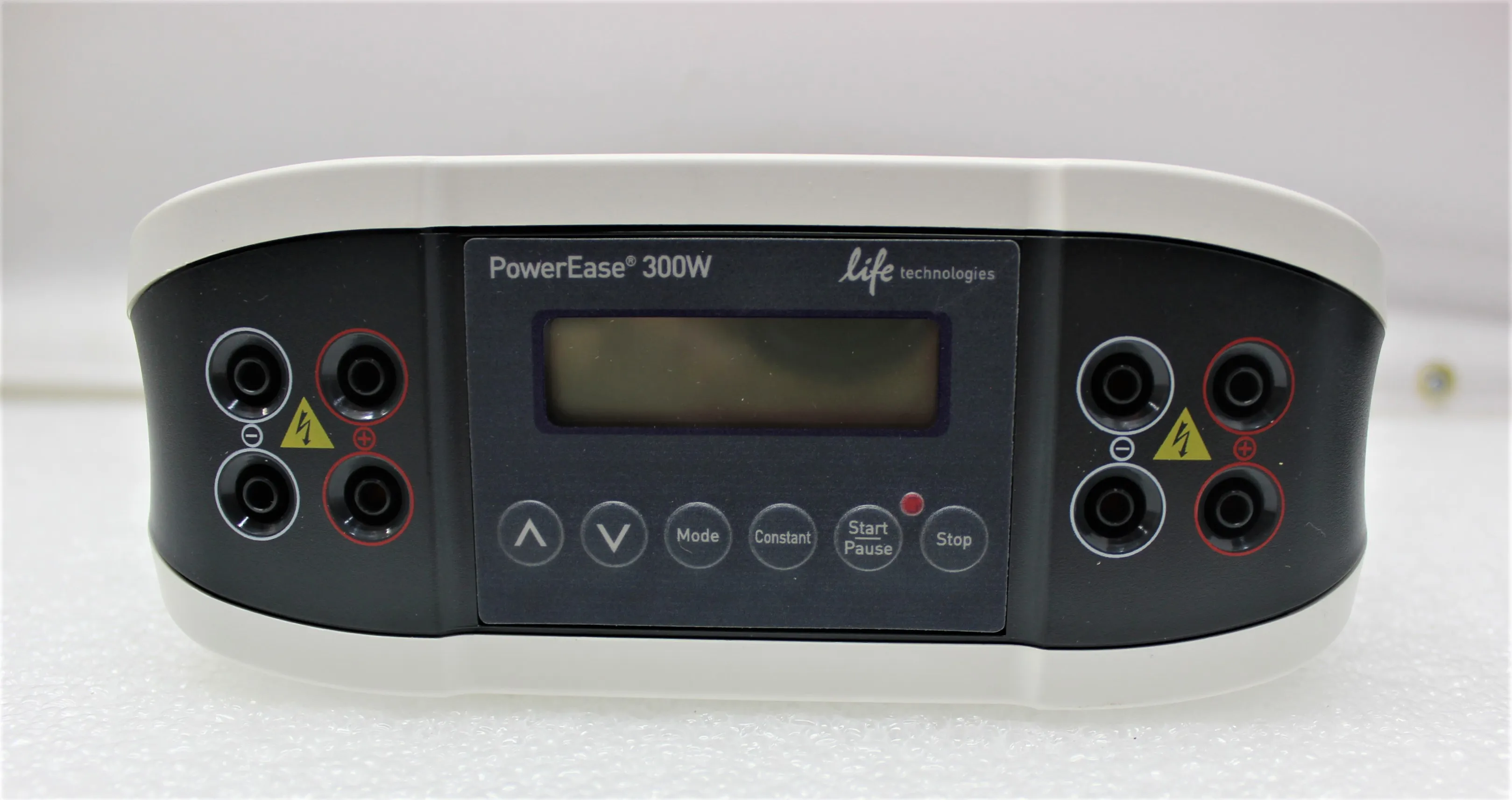 Life Technologies Power Ease 300W PS0300 Gel Electrophoresis Power Supply