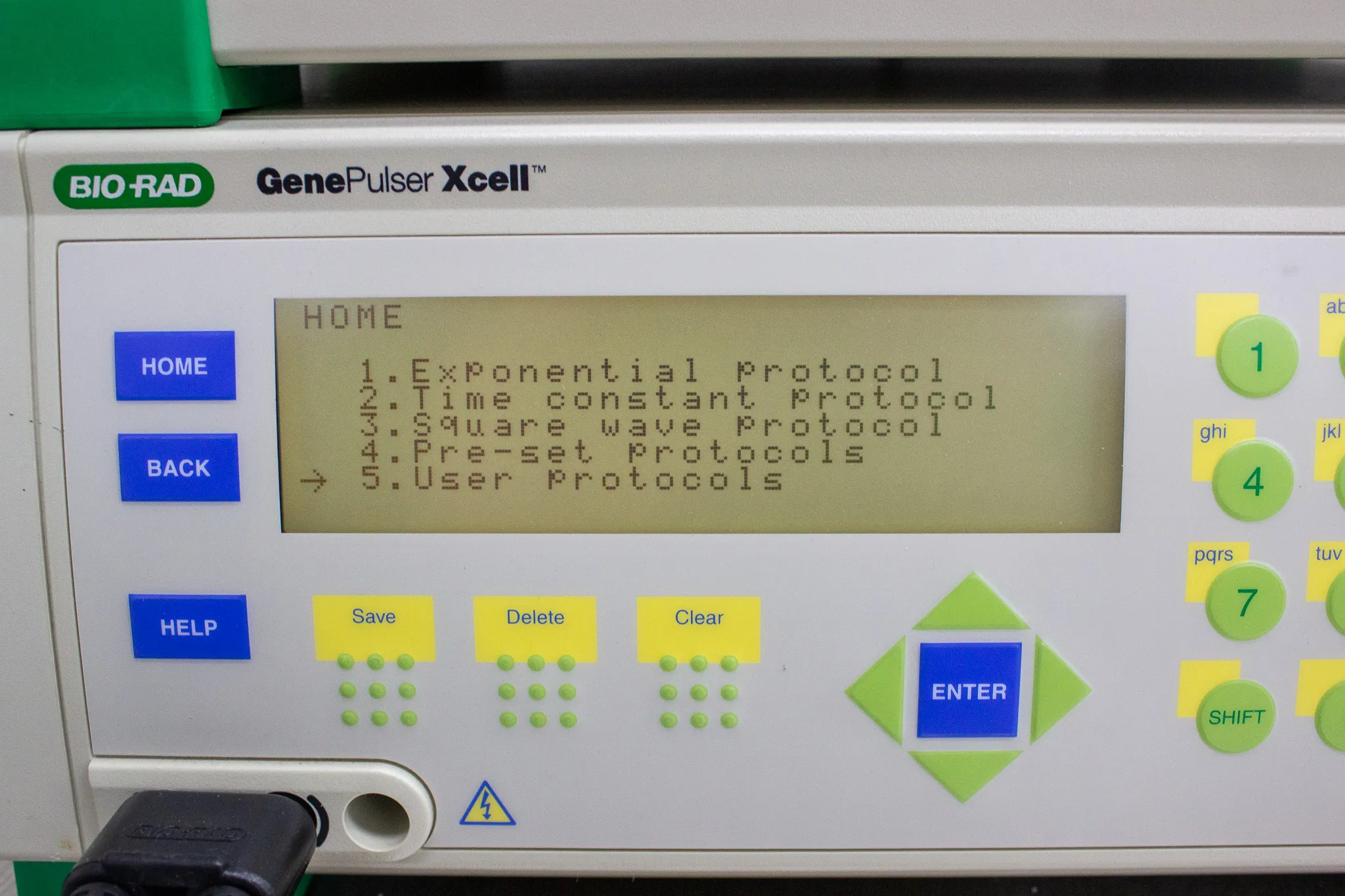 BIO-RAD Gene Pulser Xcell Eukaryotic Electroporation System 1652661