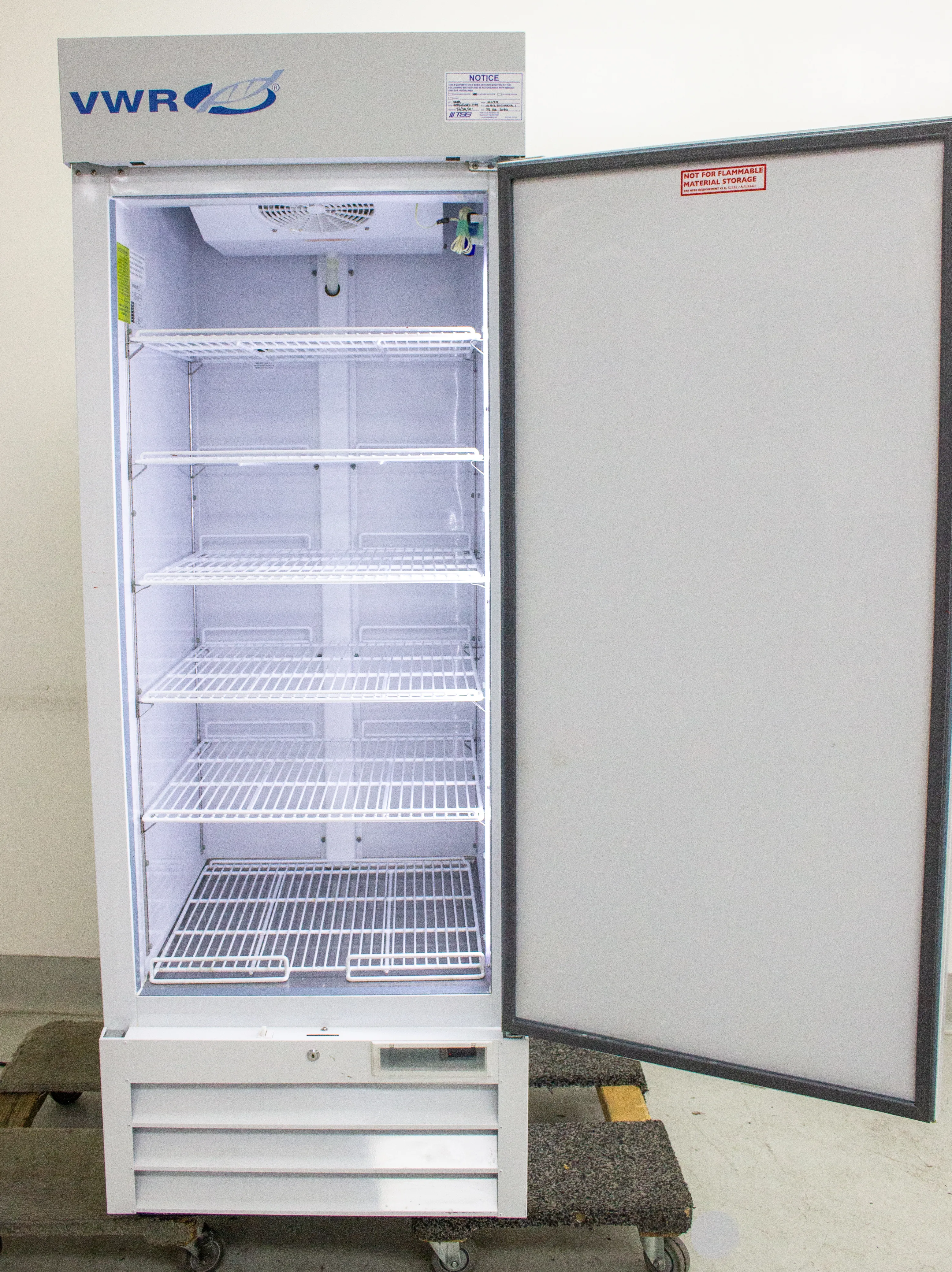 VWR Standard Solid Door Laboratory Refrigerator SLV-26