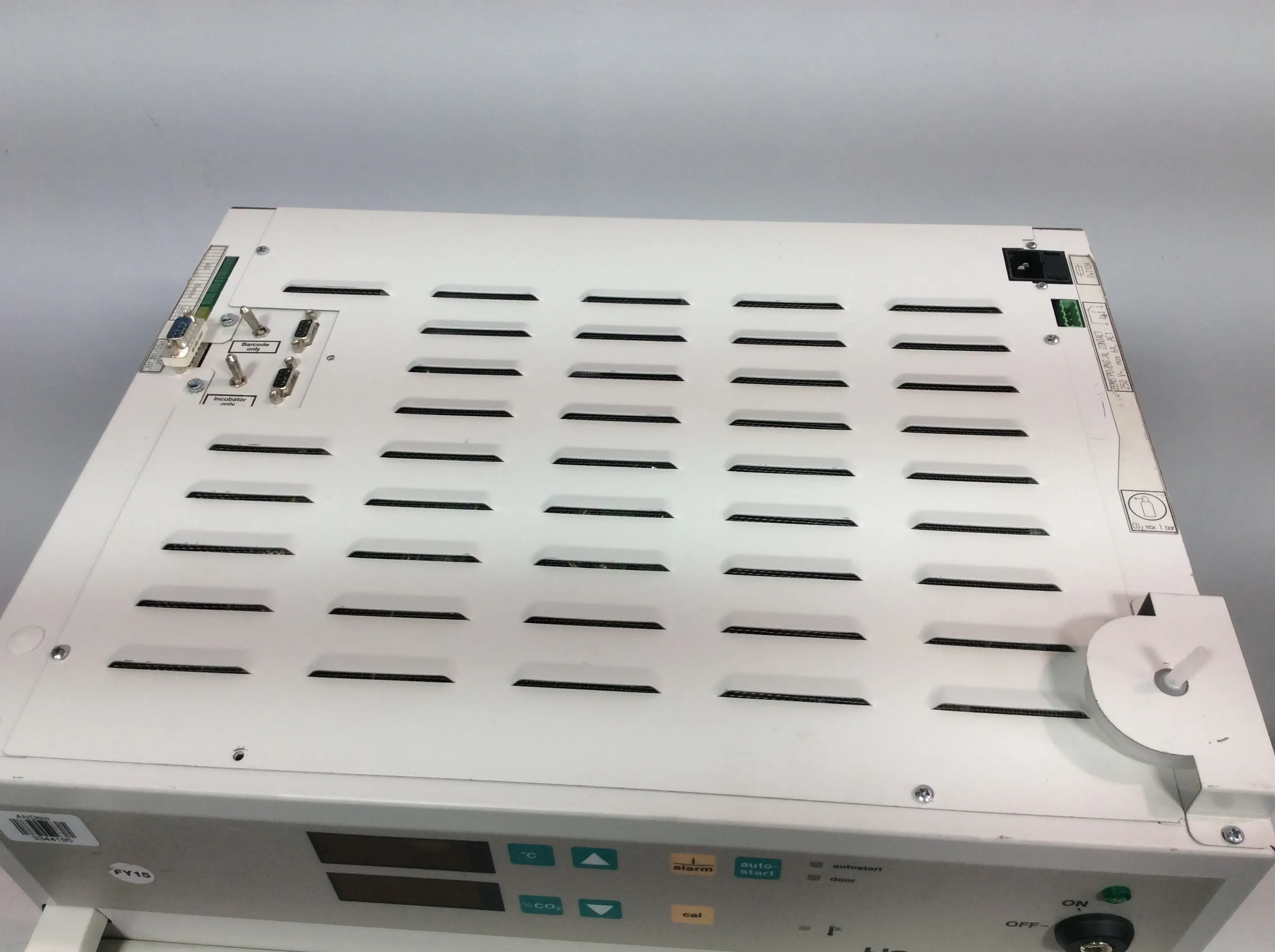 Heraeus Cytomat 2 C Incubator Automated Cytobot Automated for uniform incubation