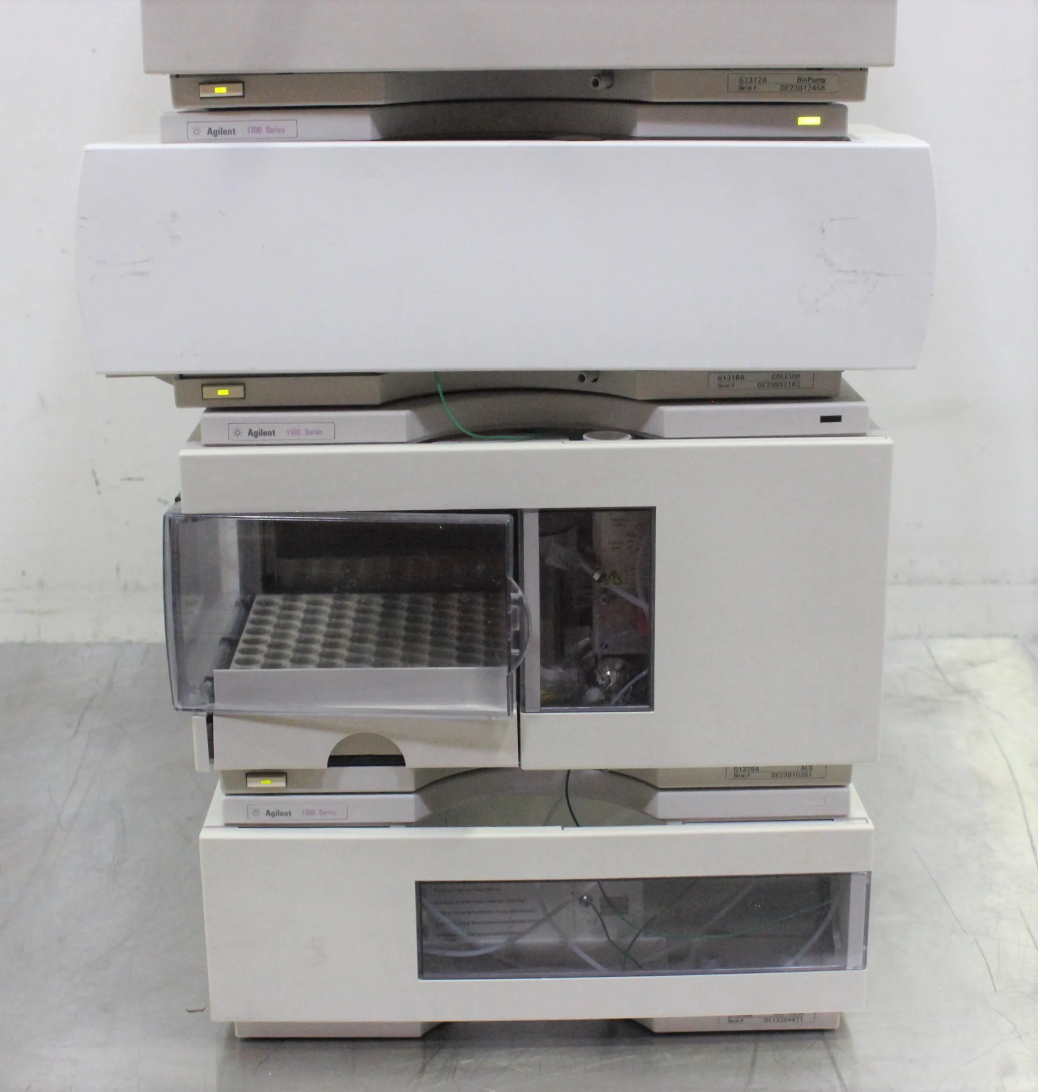 Used Agilent 1100 HPLC System with DAD - Class 2 - 2004 Make