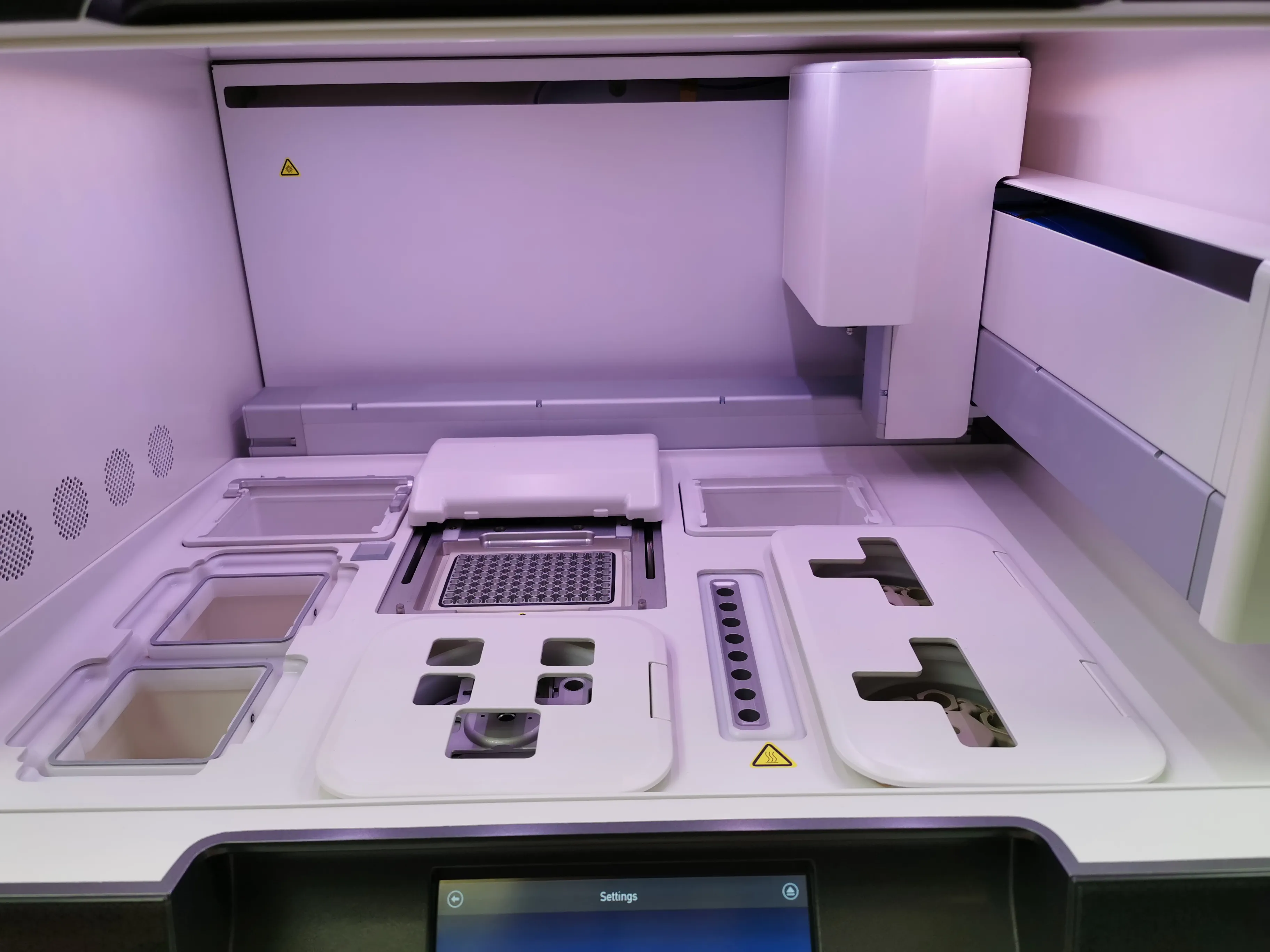 Ion Torrent / Life Technologies Ion Chef System Model 4247