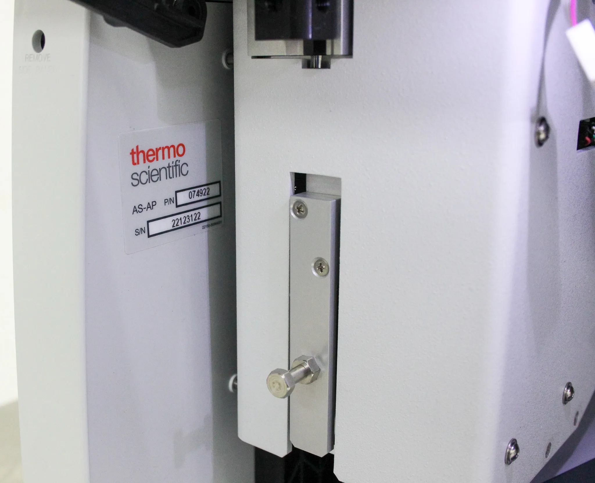 Thermo Scientific Dionex AS-AP HPLC Autosampler System (AS-IS FOR PARTS)