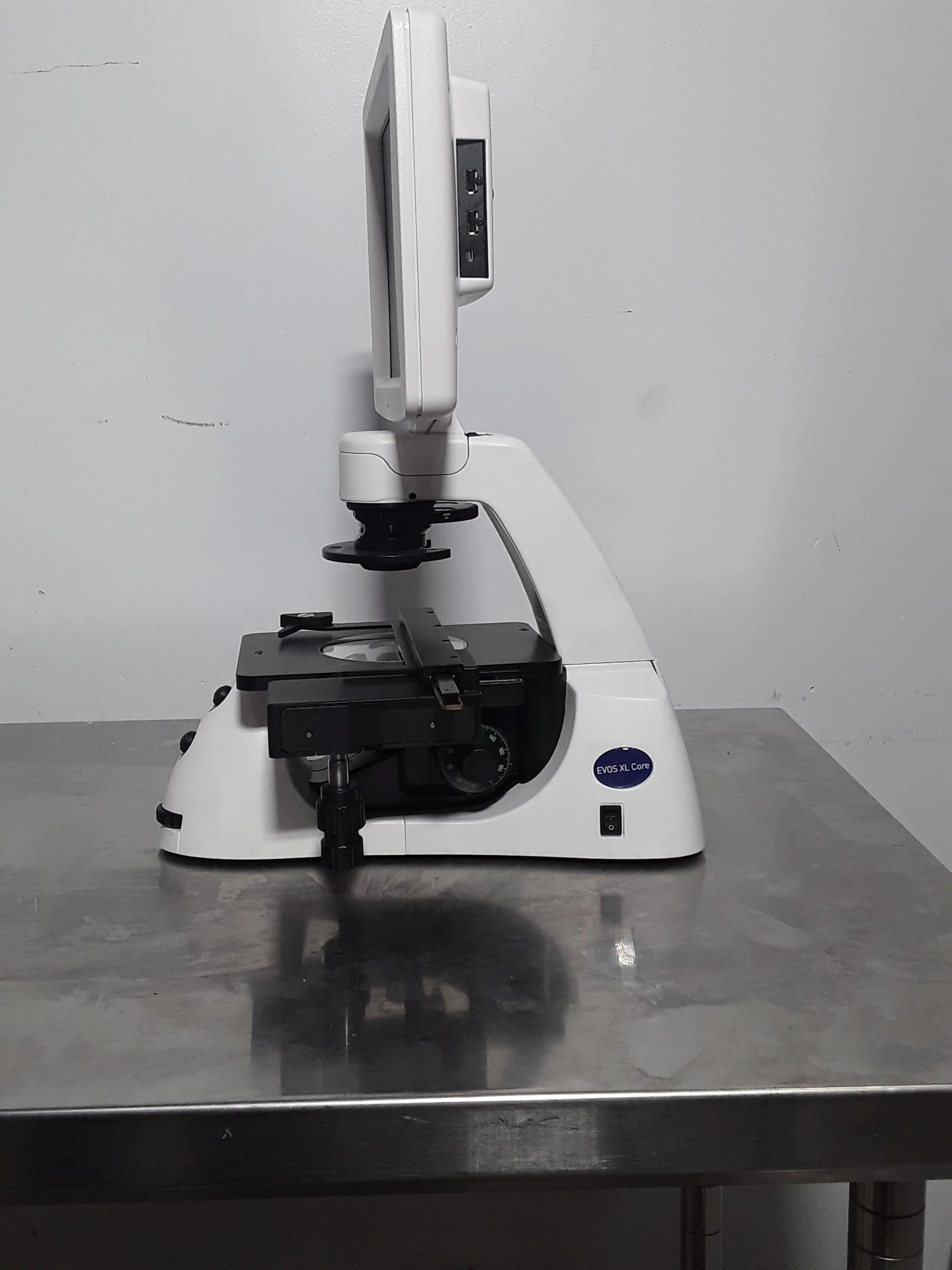 Used Invitrogen EVOS XL Core Imaging System AMEX1000 Microscope / Imager