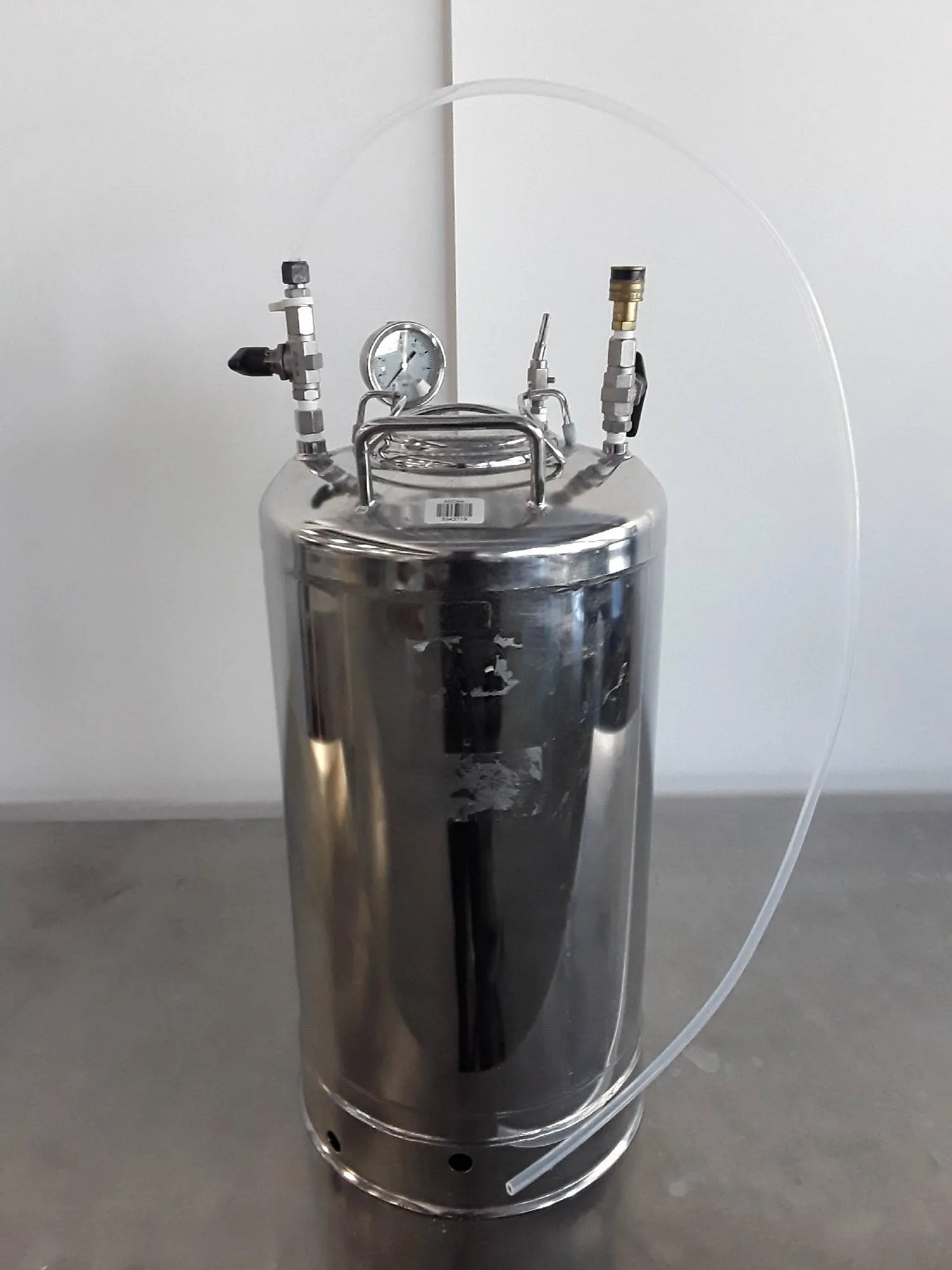 Alloy Products Corp Pressure Tank - Used Lab Equipment 115PSI / 100F Degrees