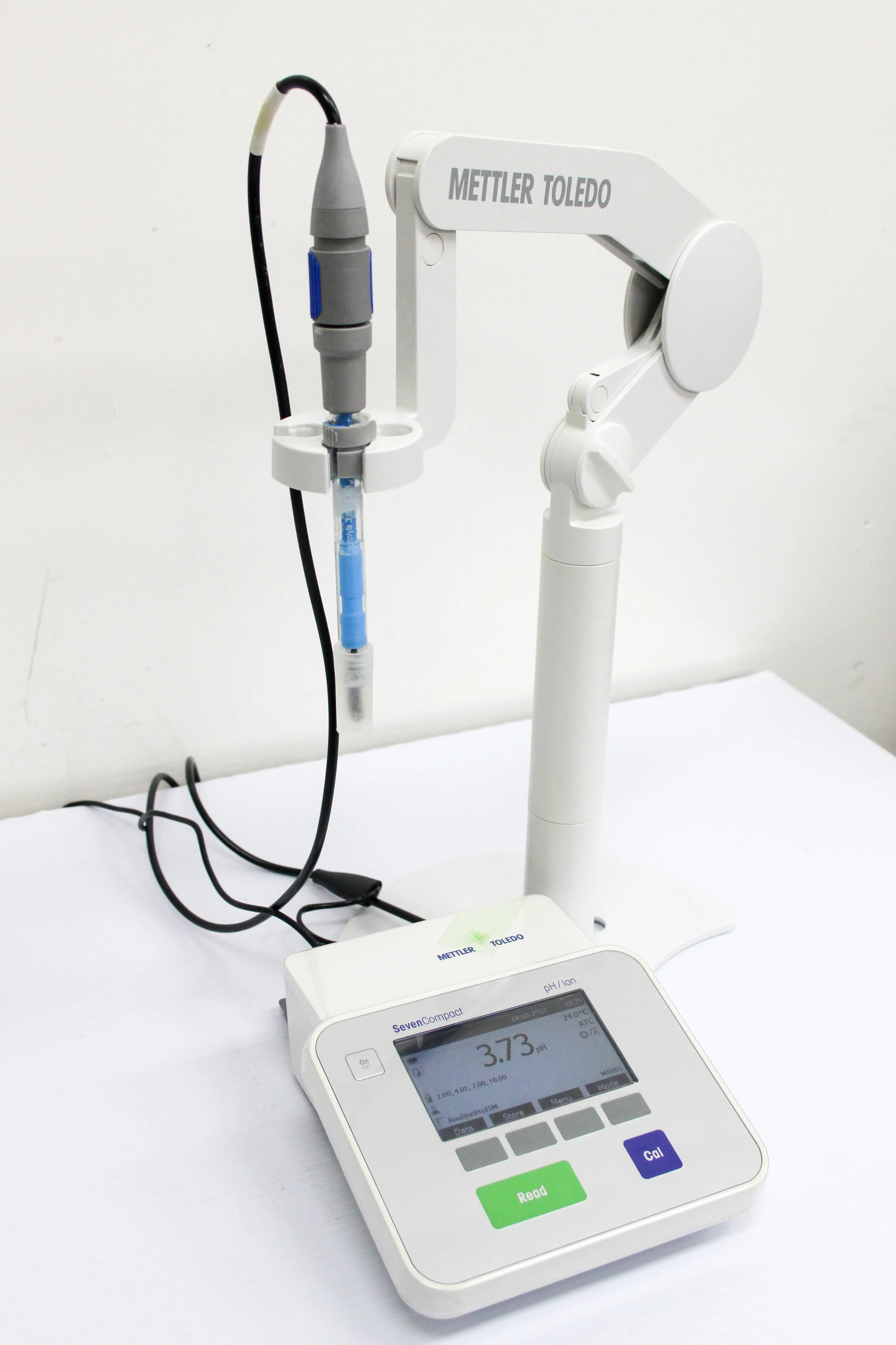 Mettler Toledo SevenCompact S220 pH/Ion Meter