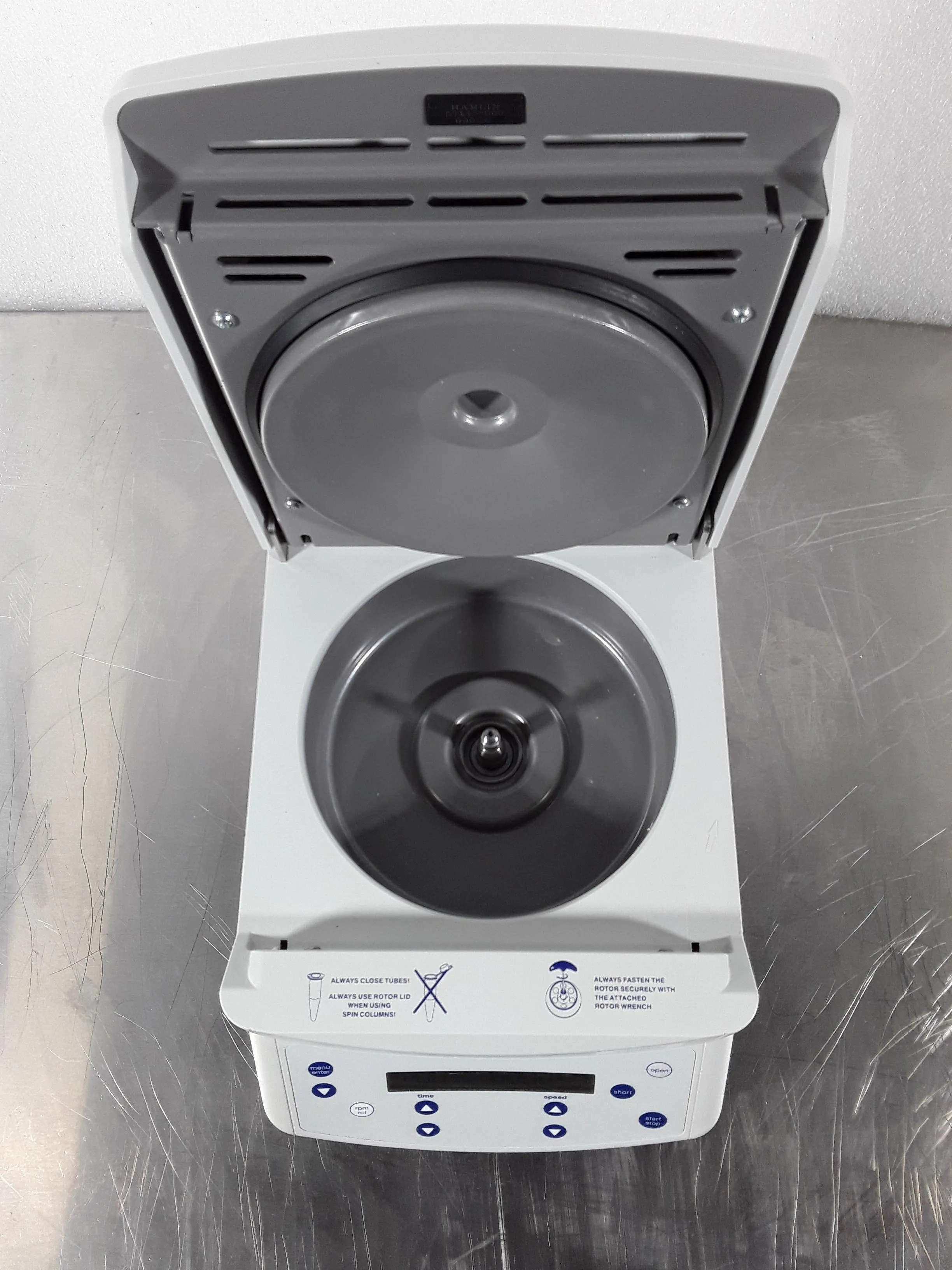 Eppendorf 5424 Benchtop Centrifuge | Used Lab Equipment