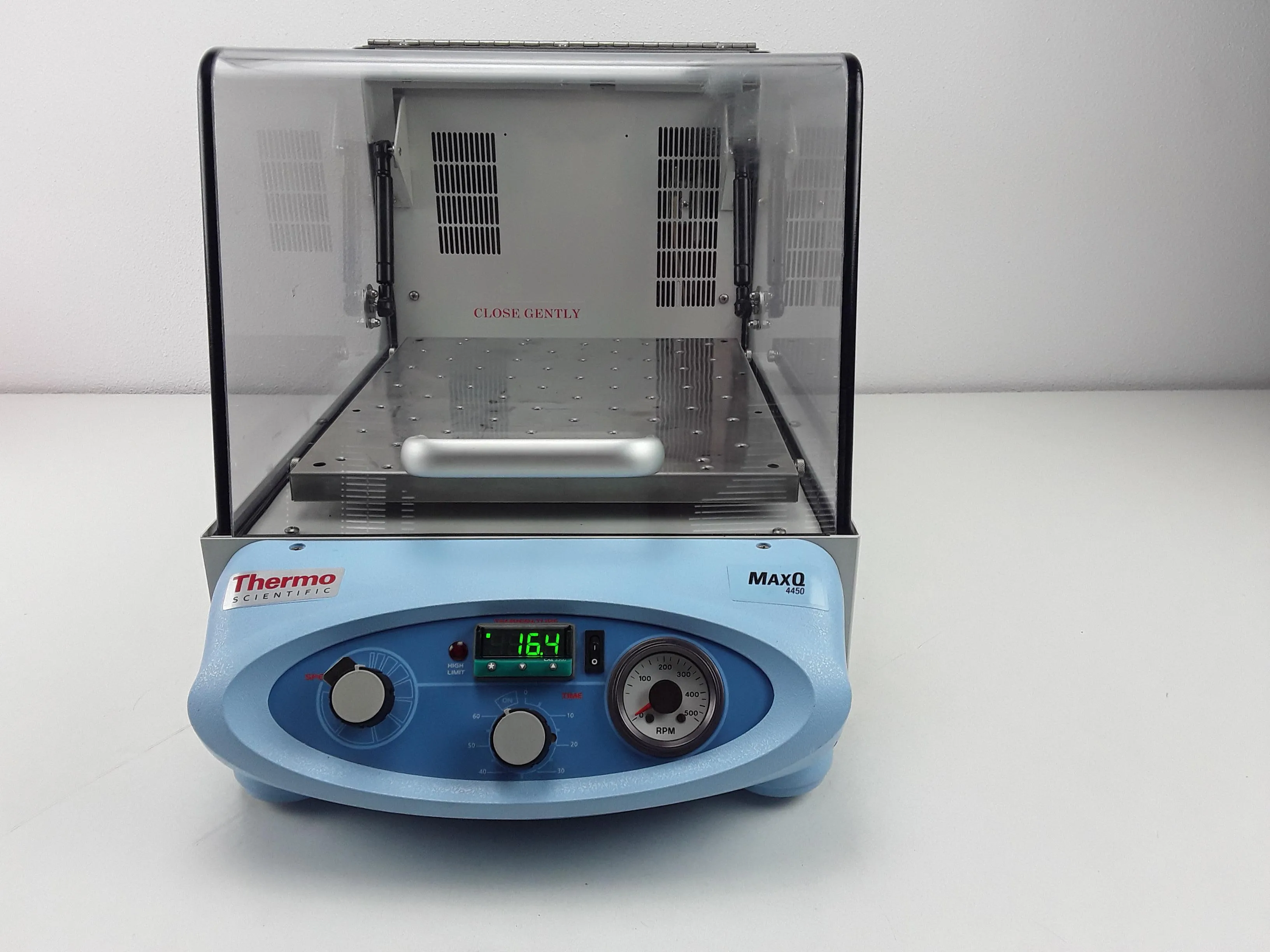 Thermo Scientific MaxQ 4450 Mini Shaker - Used Laboratory Equipment