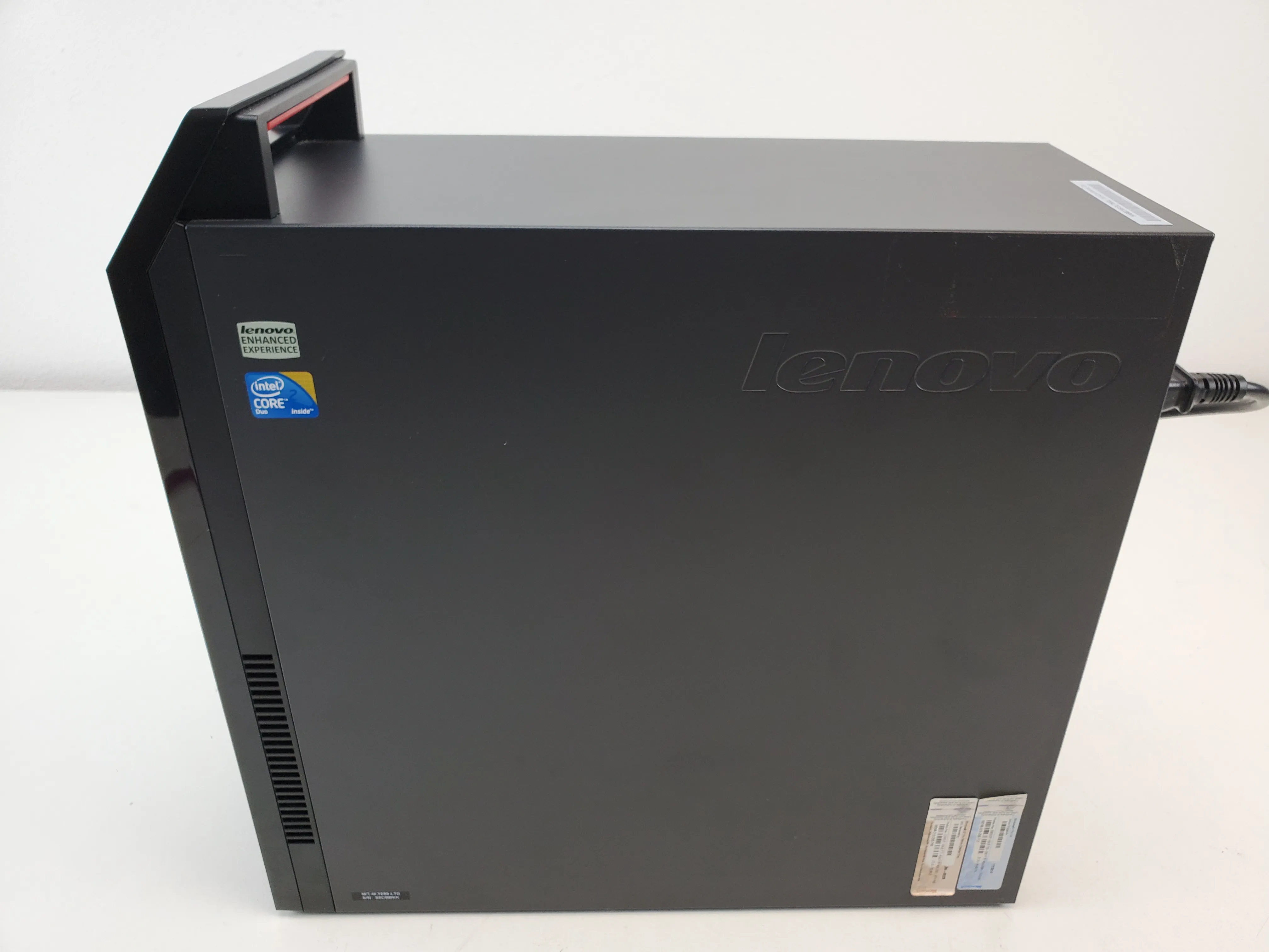 Lenovo ThinkCentre A70 L7G Mainframe Computer