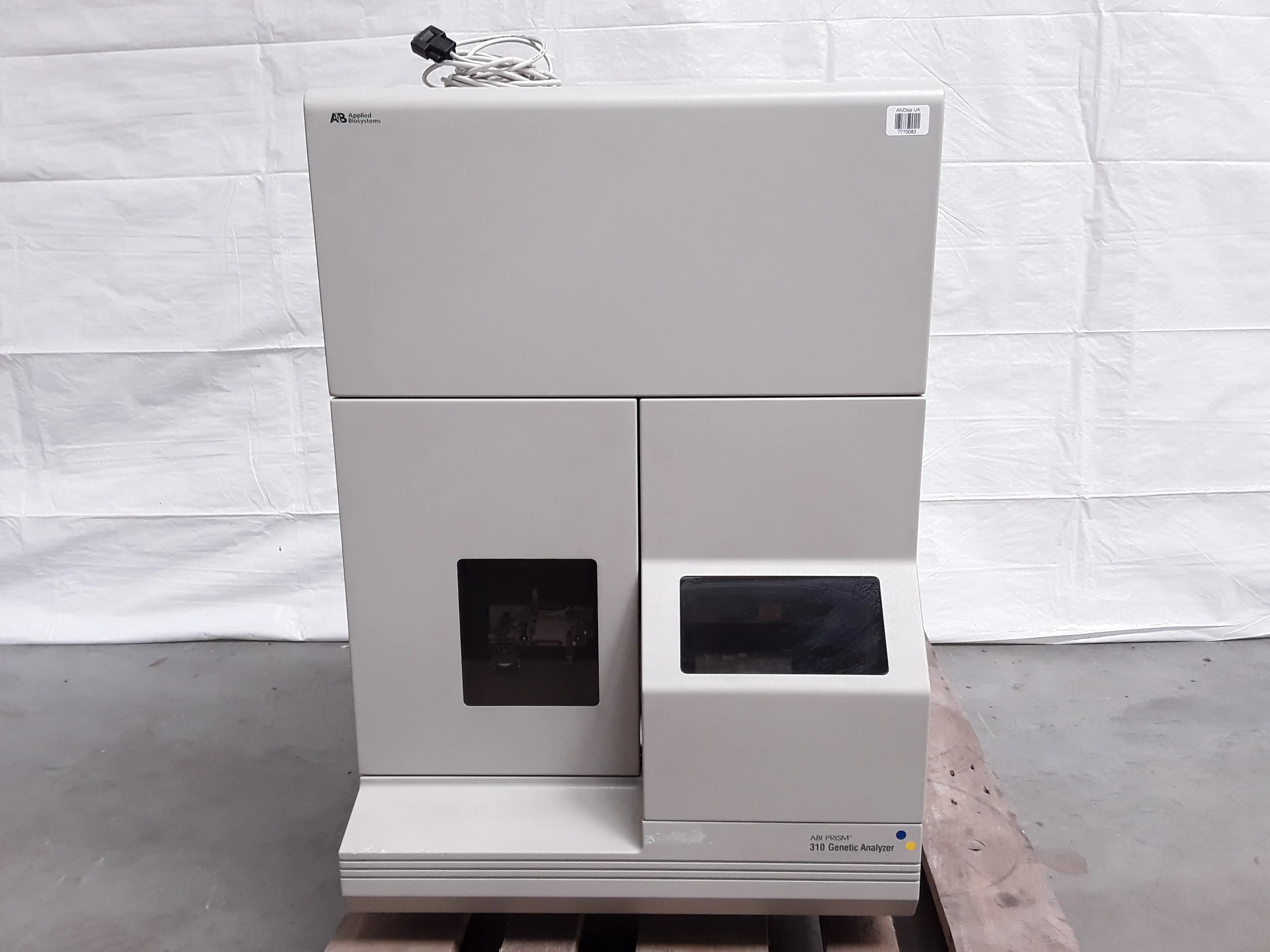 Applied Biosystems ABI PRISM 310-3 Genetic Analyzer