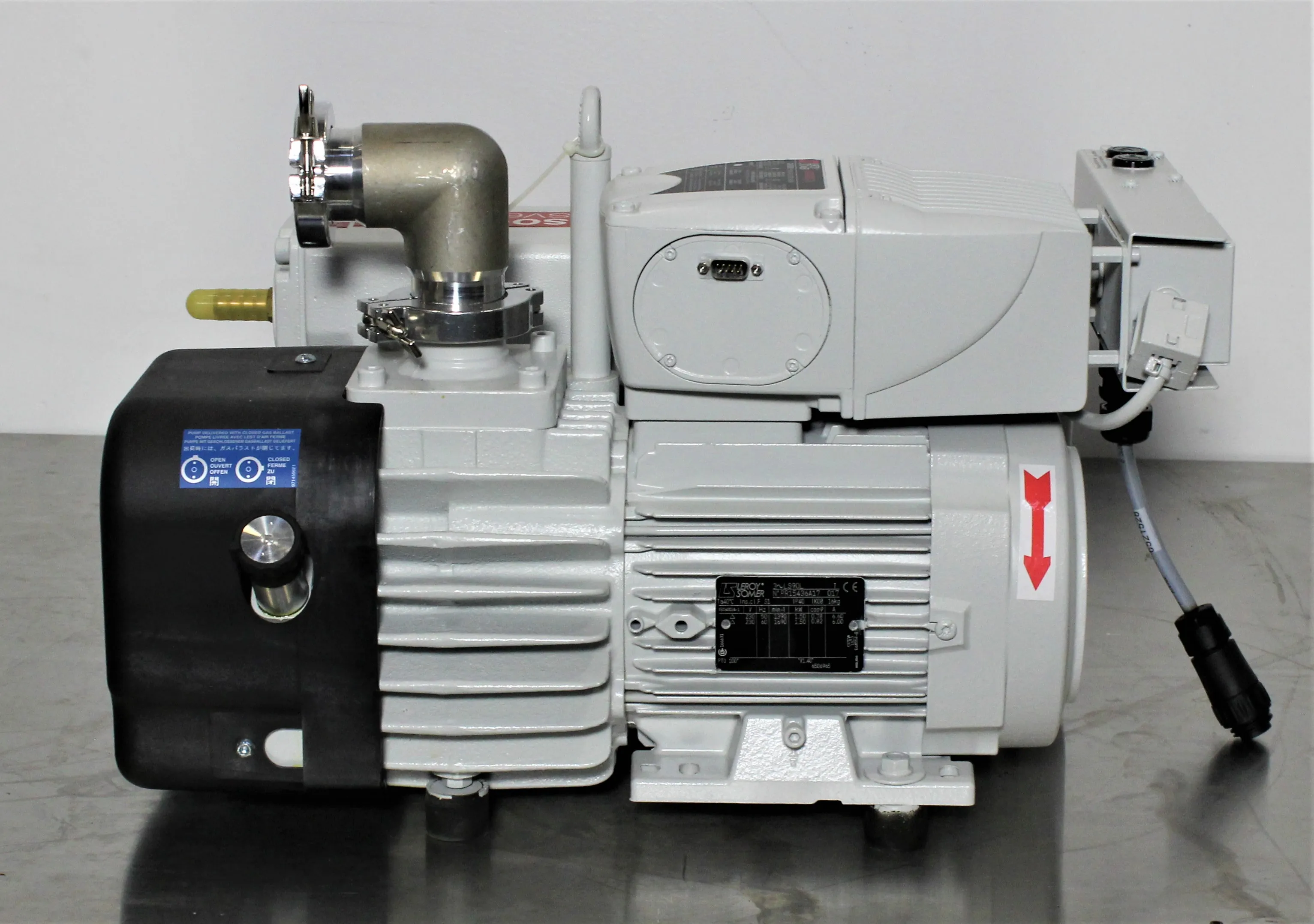 Leybold Sogevac SV65 BI FC Vacuum Pump 220V 50/60Hz - Used Laboratory Equipment