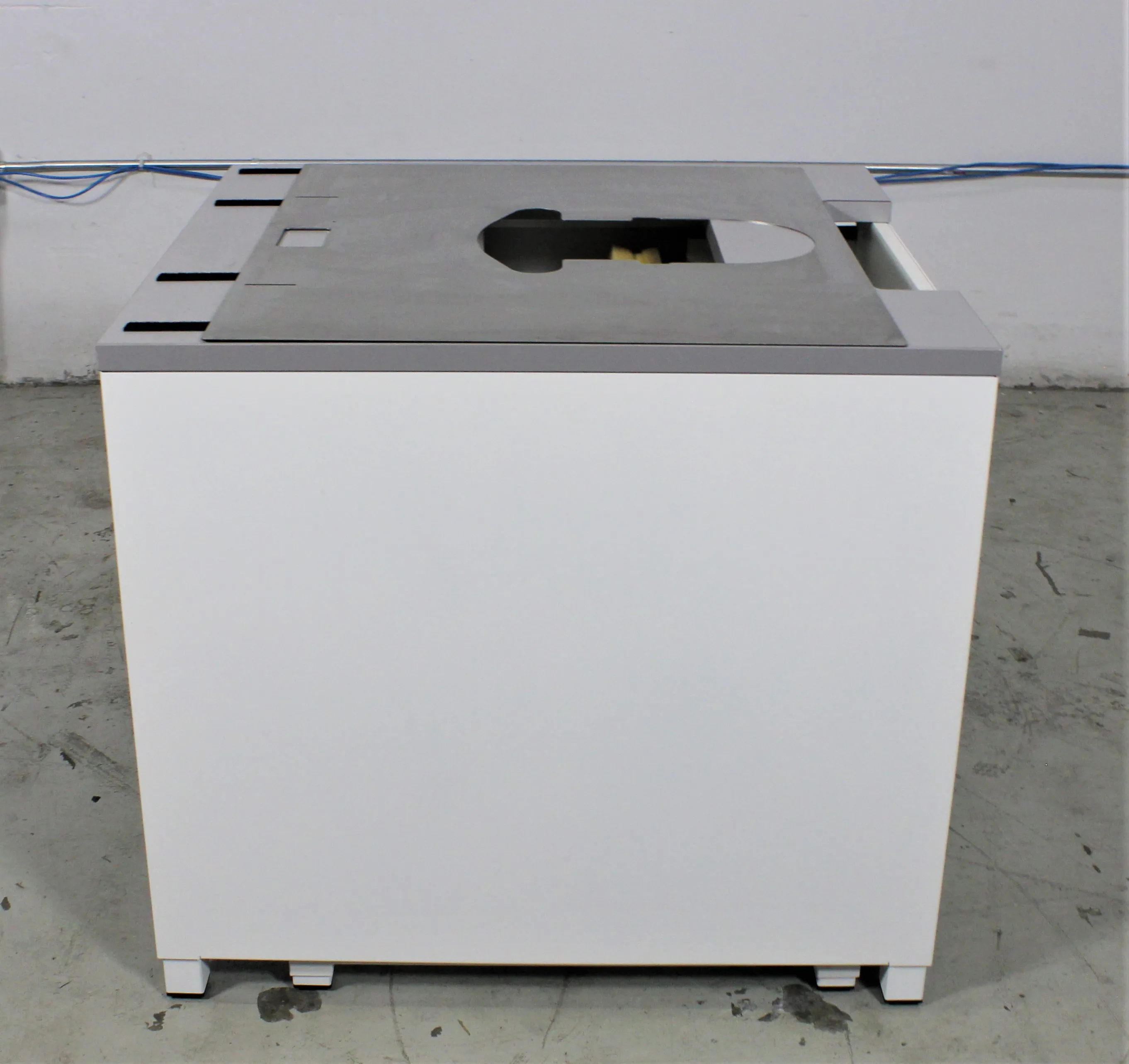 Mettler-Toledo XP26PC Stabilizer Table for Laboratory Balance