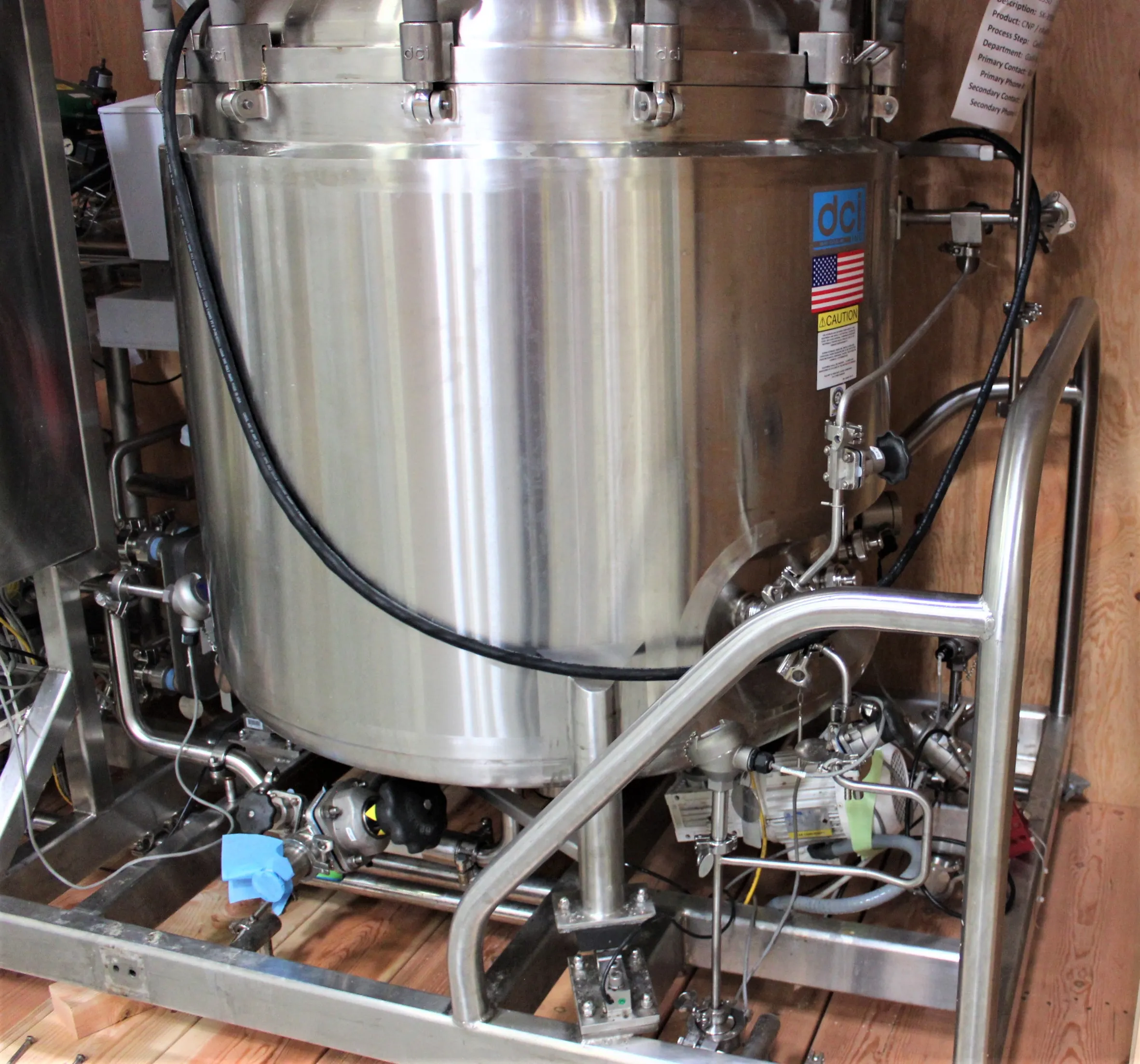 Used DCI Inc. 600 L Tank - Chemistry