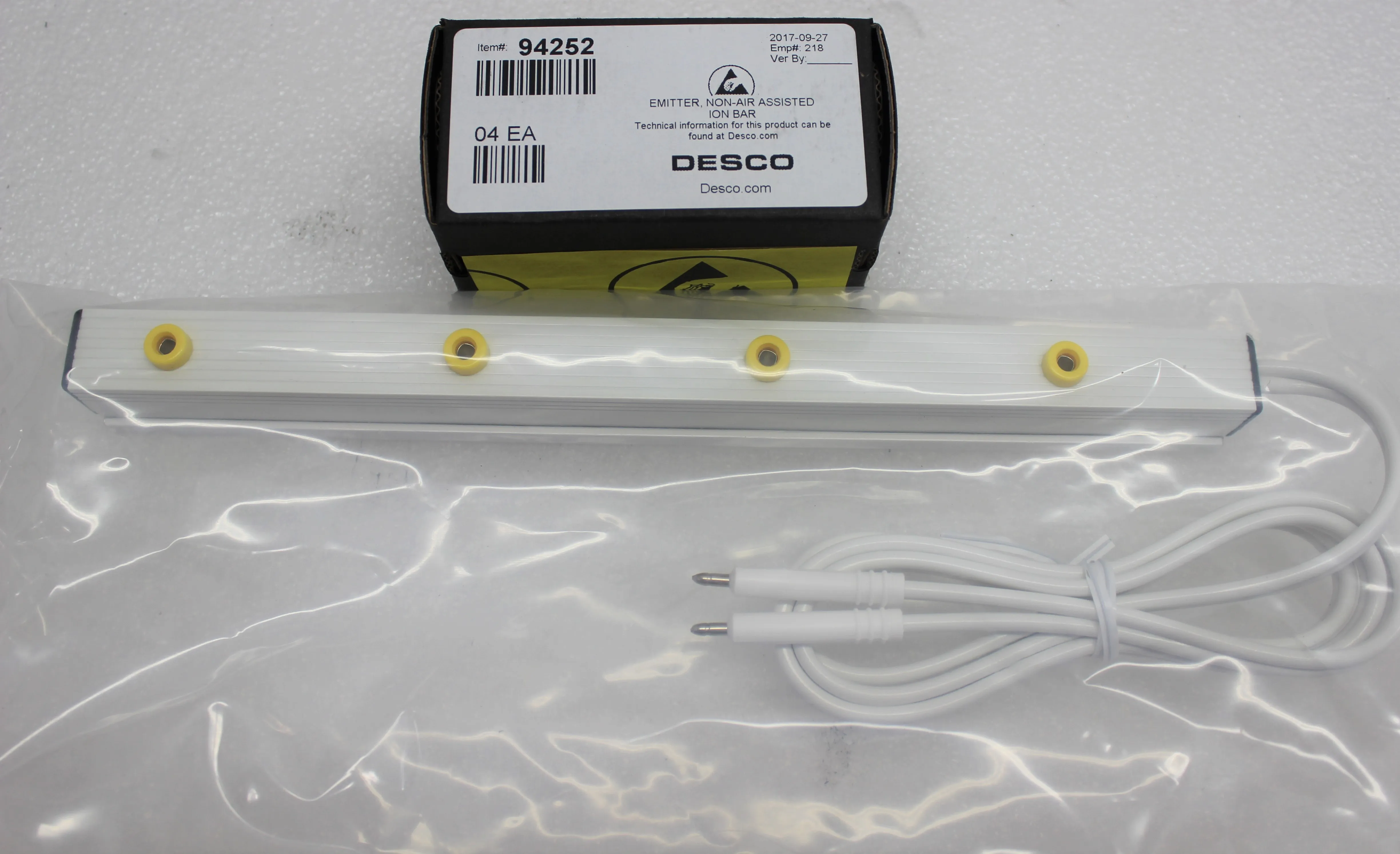 Desco 50900 Ion Bar Assembly with 4 Emitters, 12 in