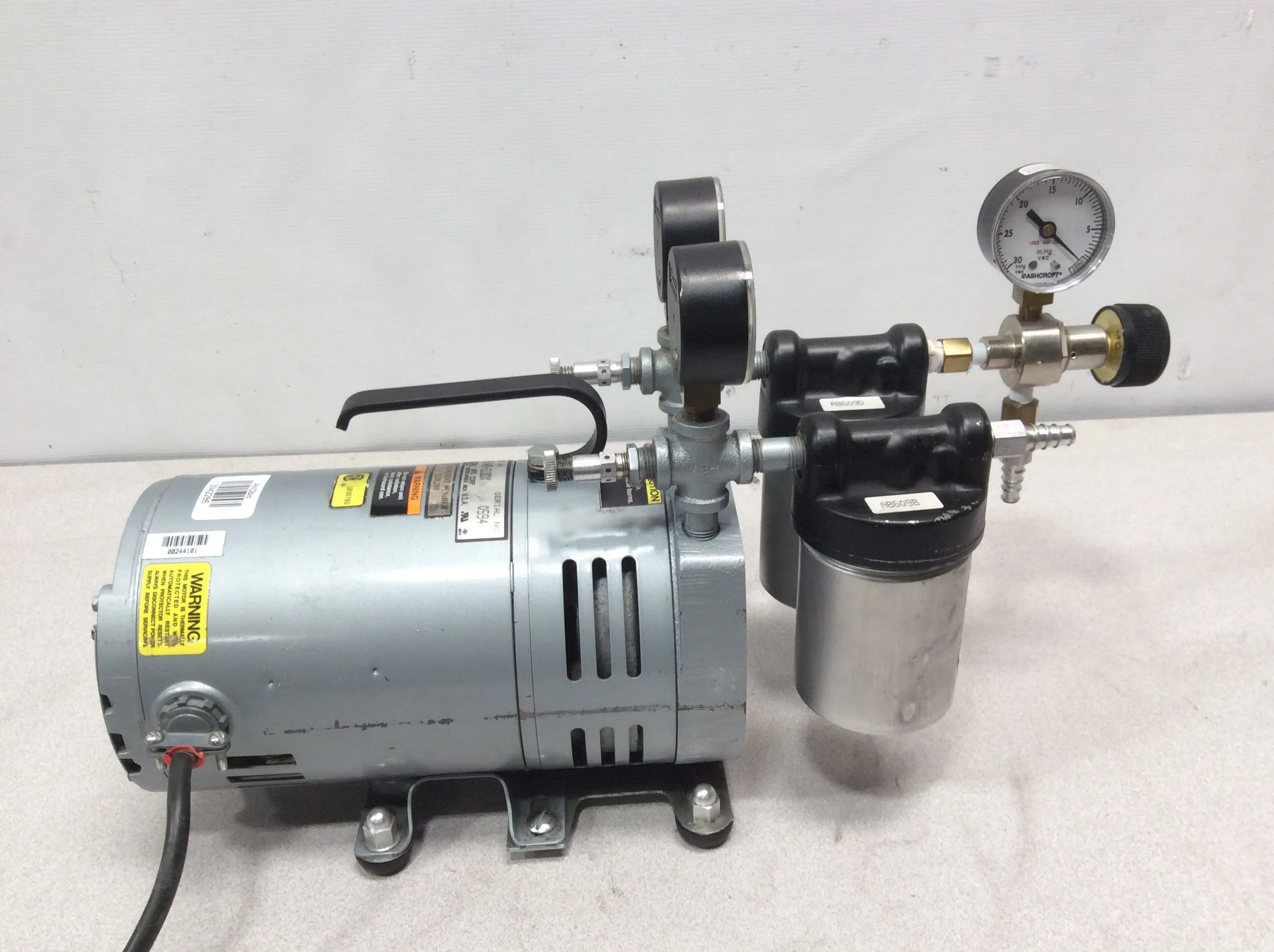 GAST Model 0323-V4B-G18X Vacuum Pump 1/4Hp 1725RPM