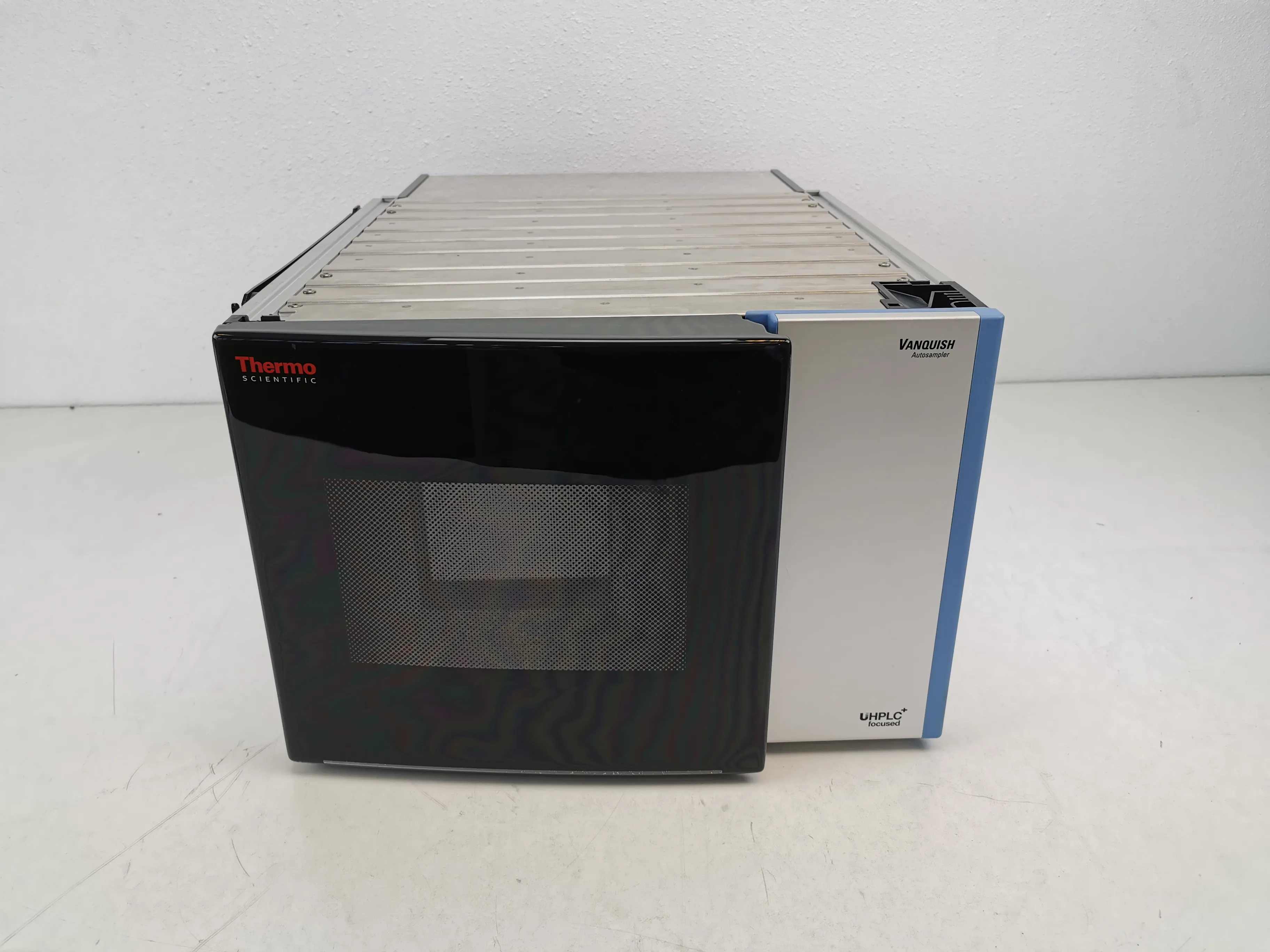 Thermo Scientific Vanquish Autosampler Split Sampler HT