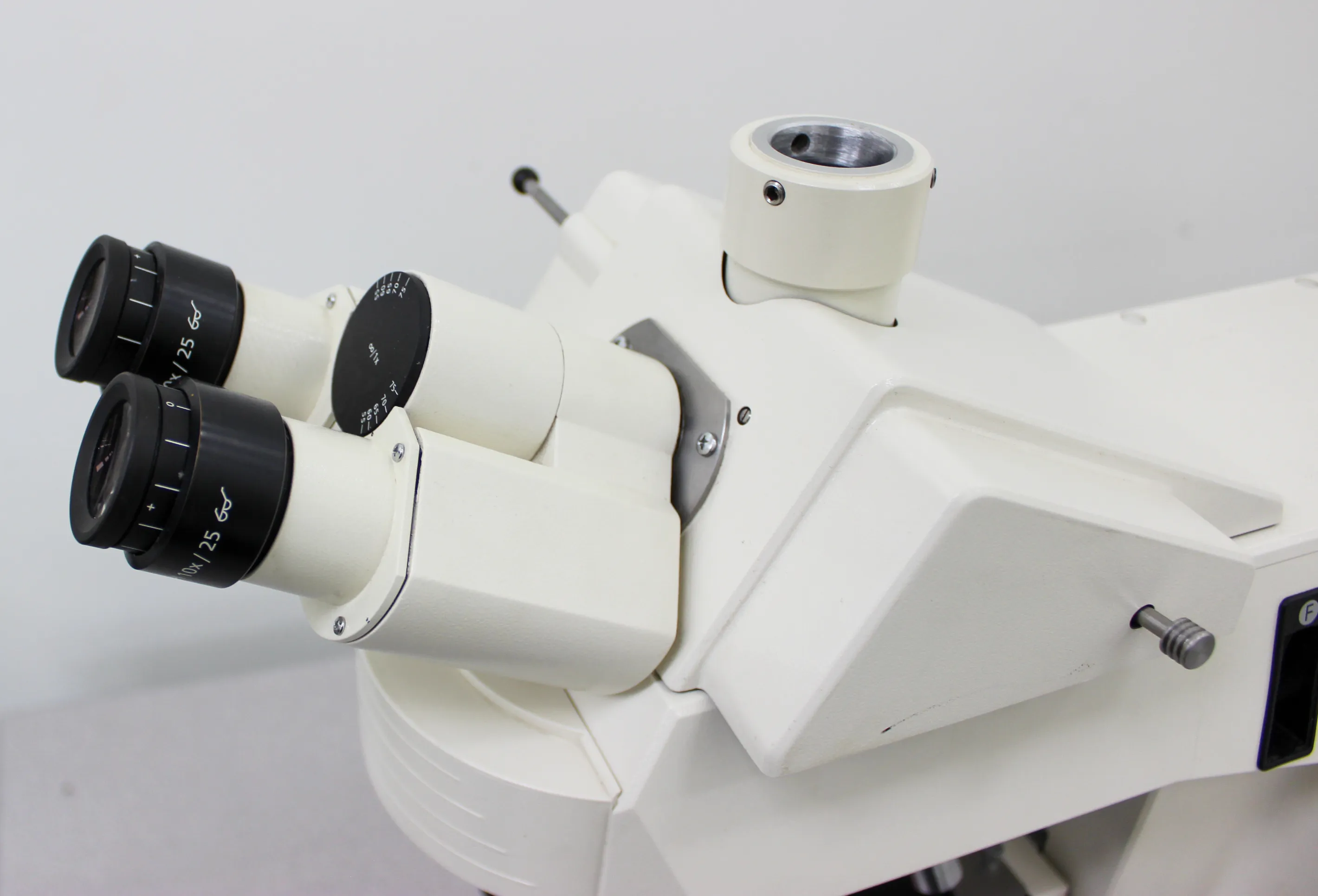 Zeiss Fluorescence Microscope Axioplan 2ie 209612