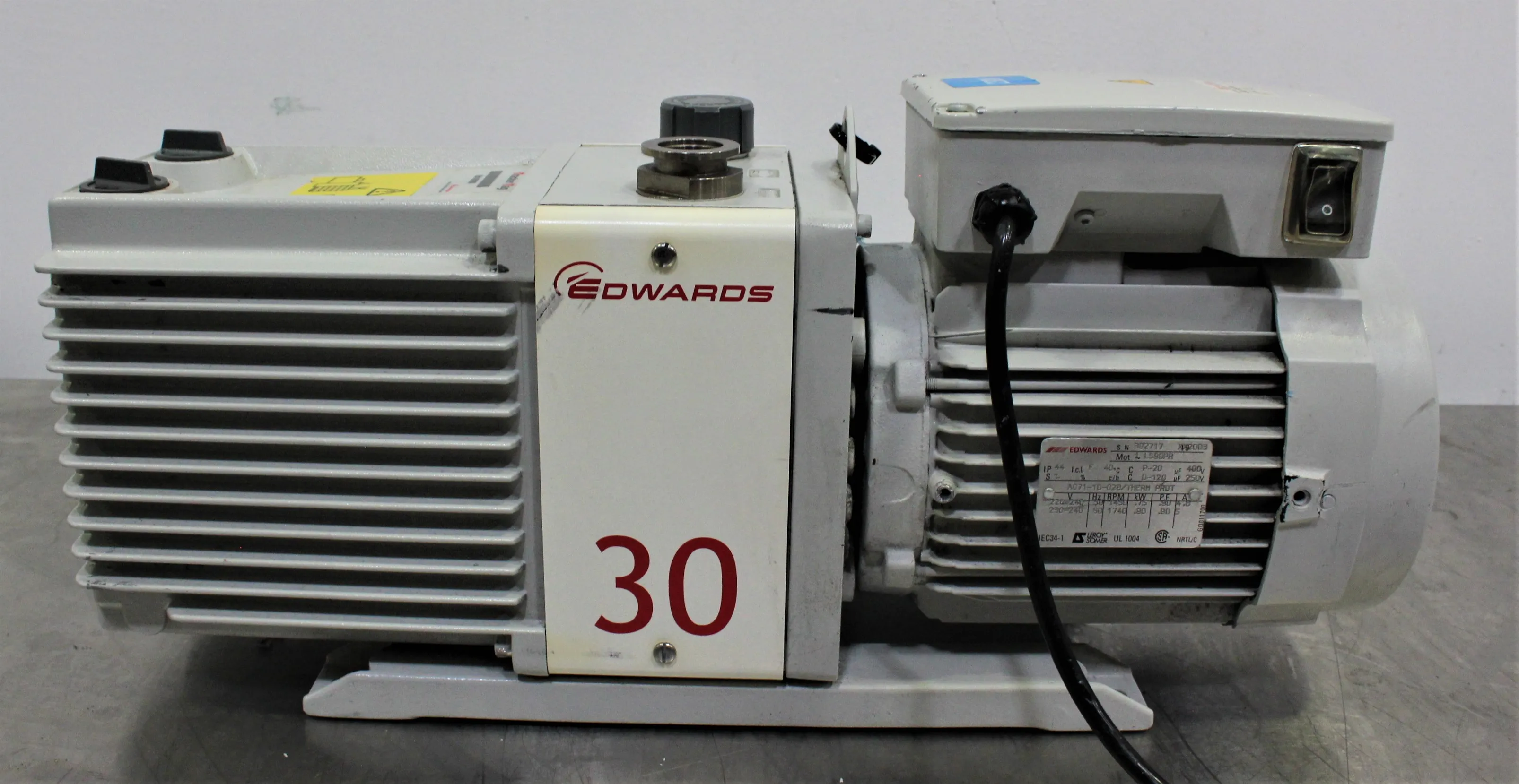 Edwards 30 Vacuum Pump E2M30 Used 208V 220V Rotary Vane 60Hz US