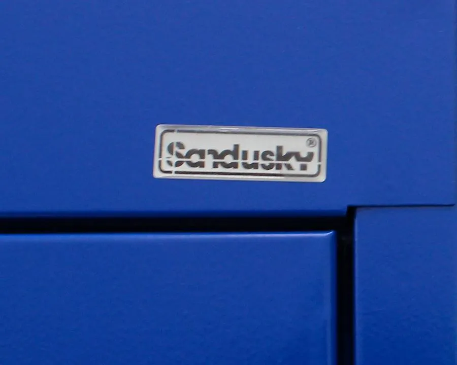 Sandusky Blue Transport Mobile Clear View Cabinet PC0427161