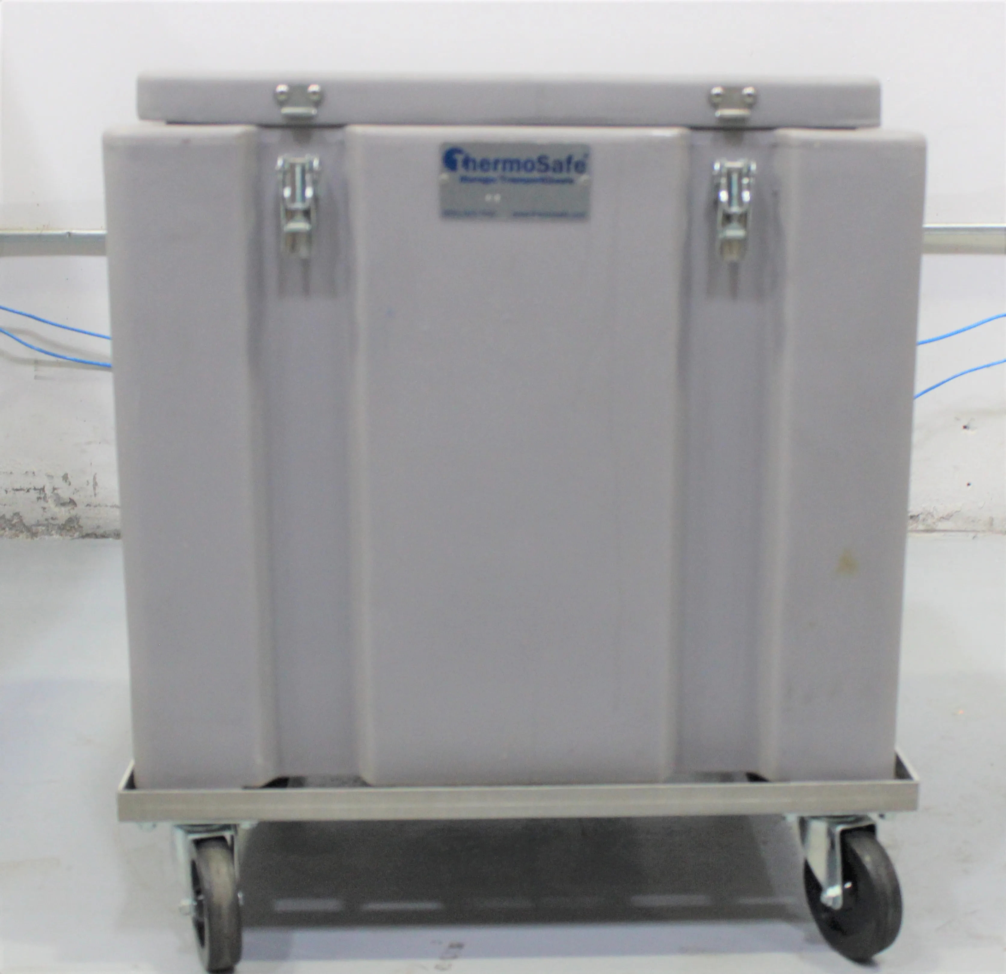 ThermoSafe 422 Dry Ice Bin Class 1 Used Laboratory Facility Equipment