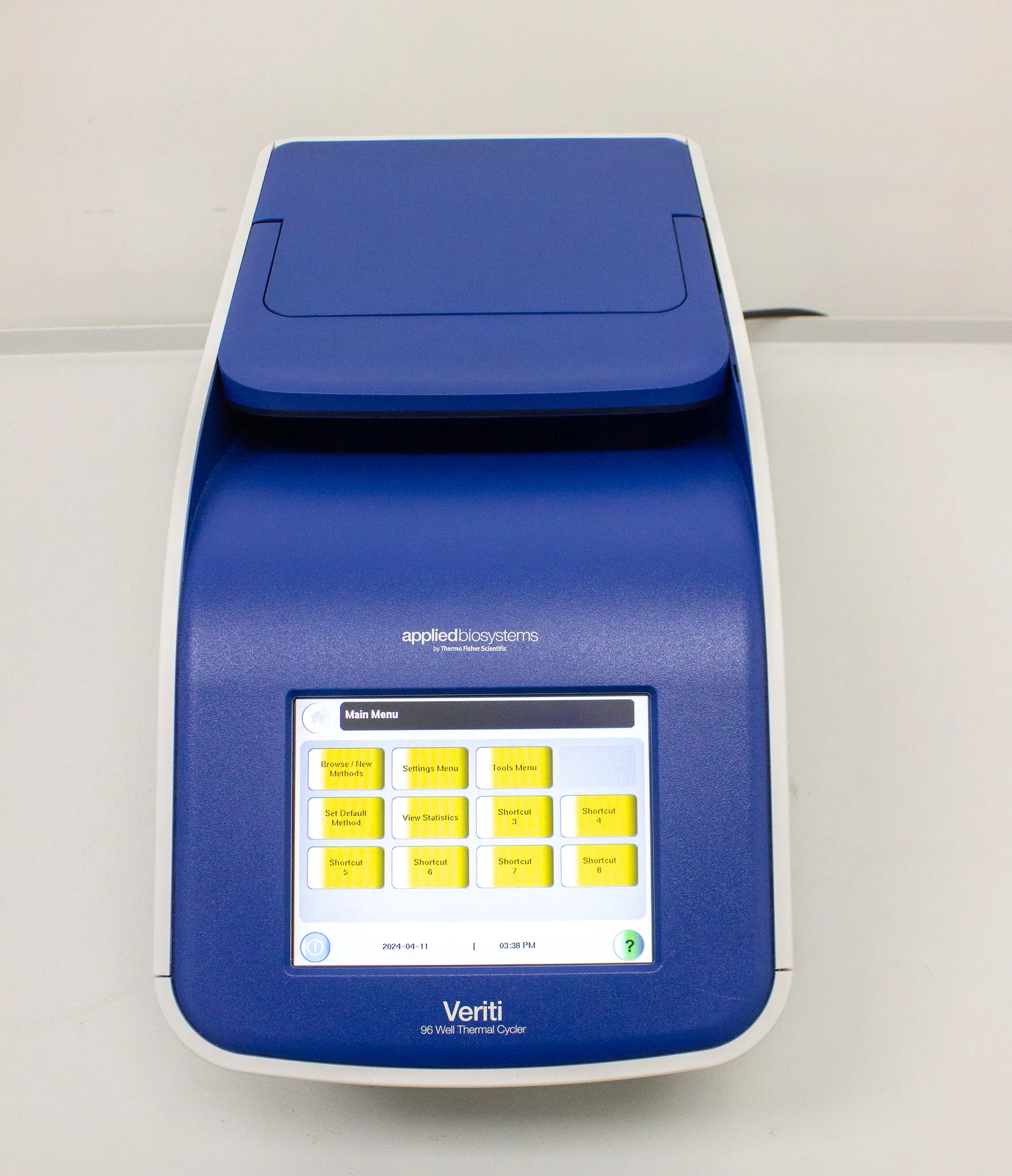 Applied Biosystems Veriti 96-Well Fast Thermal Cycler