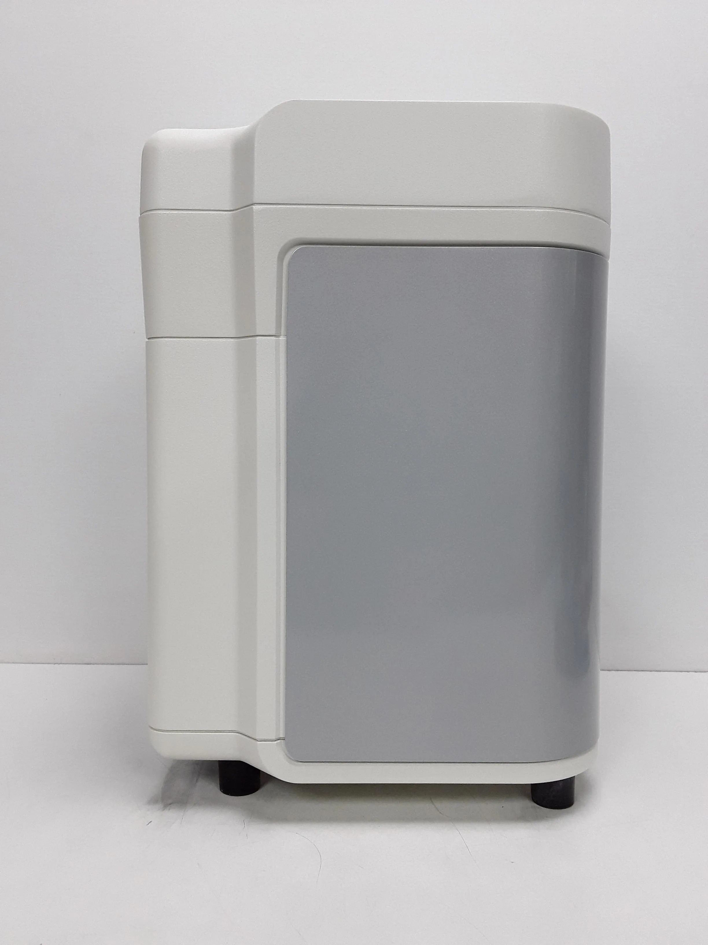 Invitrogen Attune NxT Gen Auto sampler - Used Laboratory Equipment