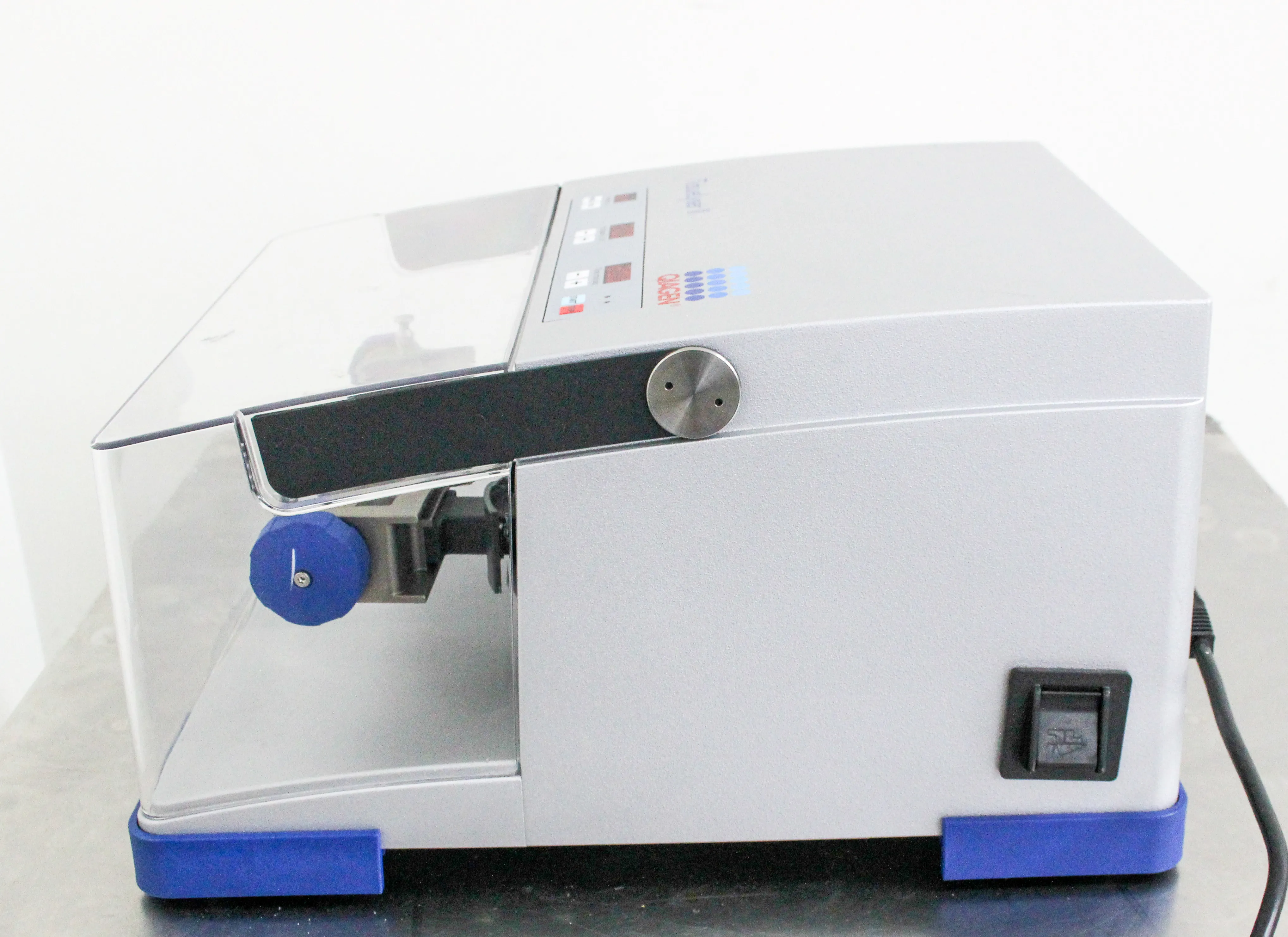 Qiagen TissueLyser II Laboratory Tissue Processor Homogenizer Disruptor