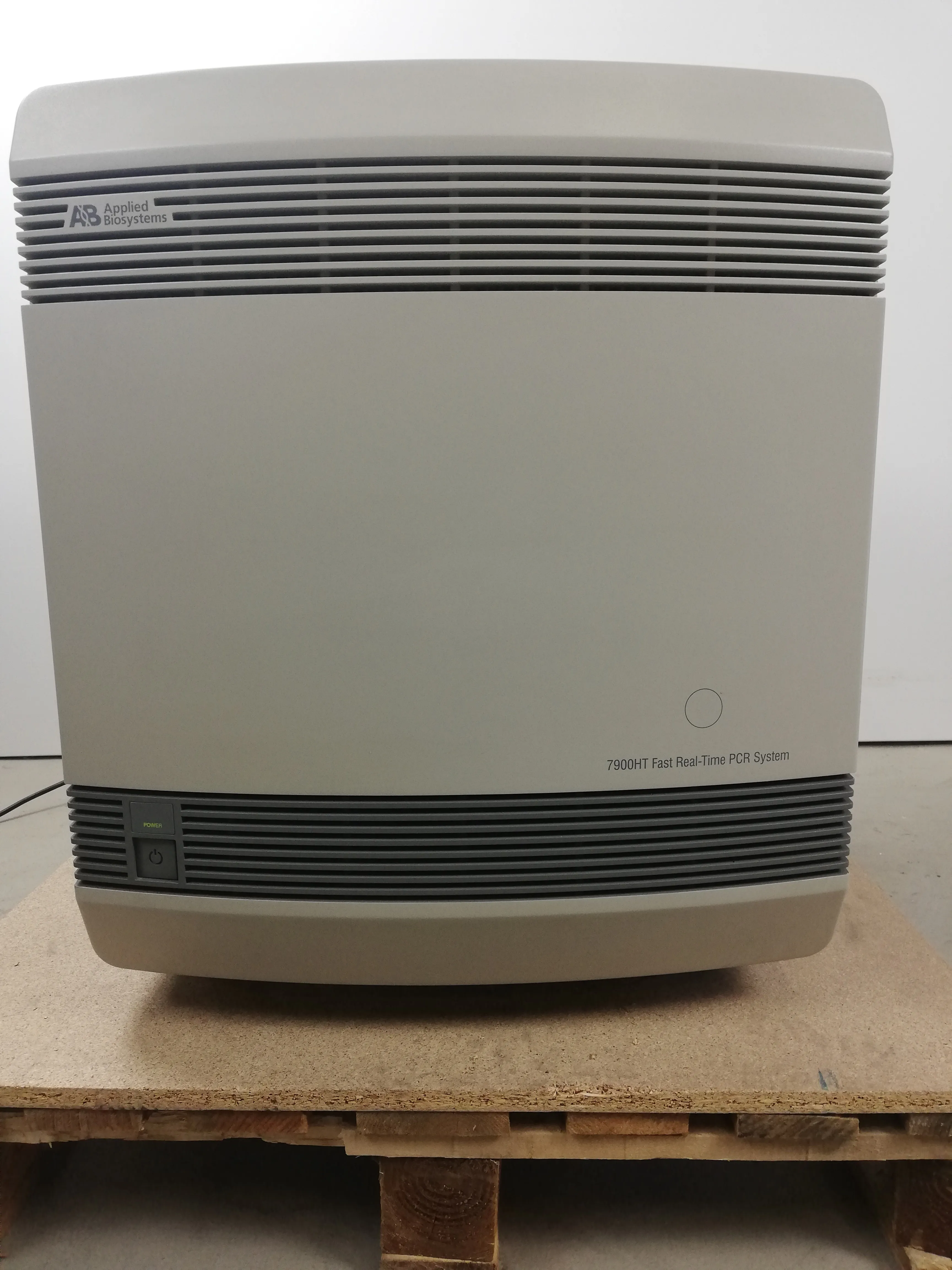 Applied Biosystems 7900HT Fast Real-Time PCR System 384-Well or 96-Well