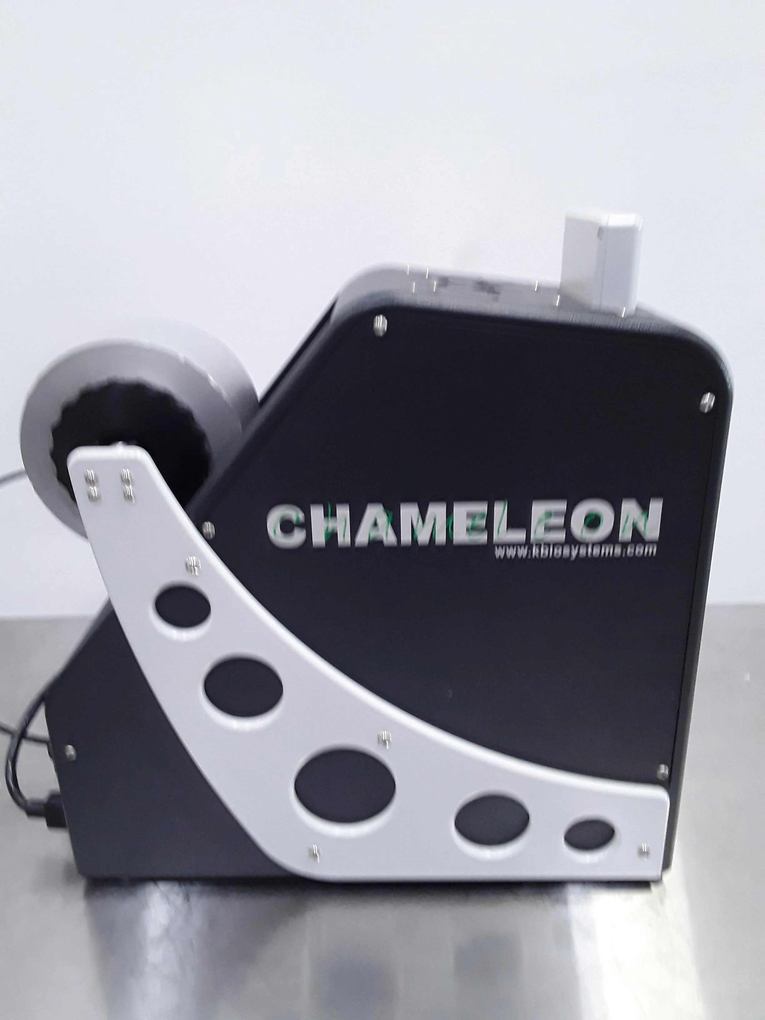 KBiosystems Chameleon Integrated Heat Sealer - Heat Applied Automated Plate Sealer