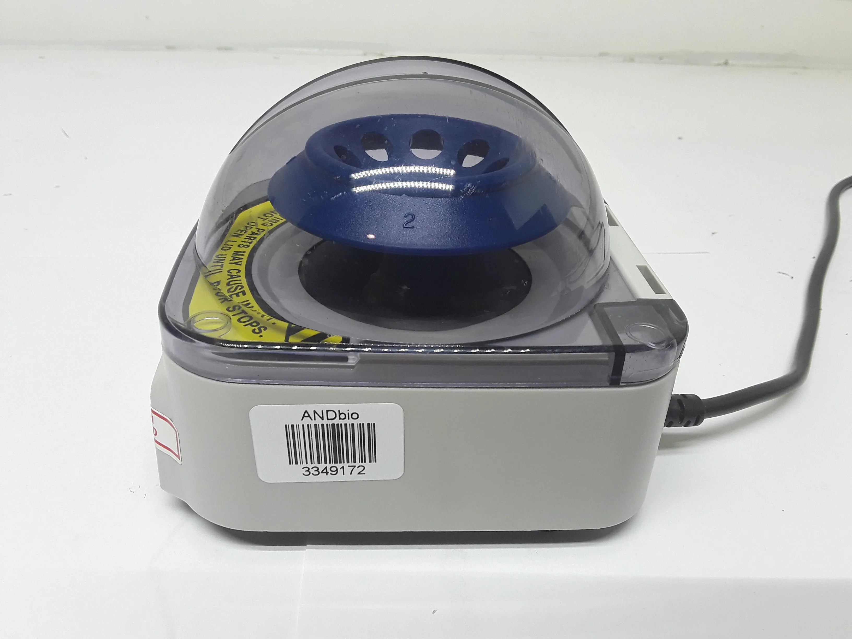 VWR Galaxy Mini Centrifuge C1213 - 1.5 or 2.0mL Tubes - Used Lab Equipment