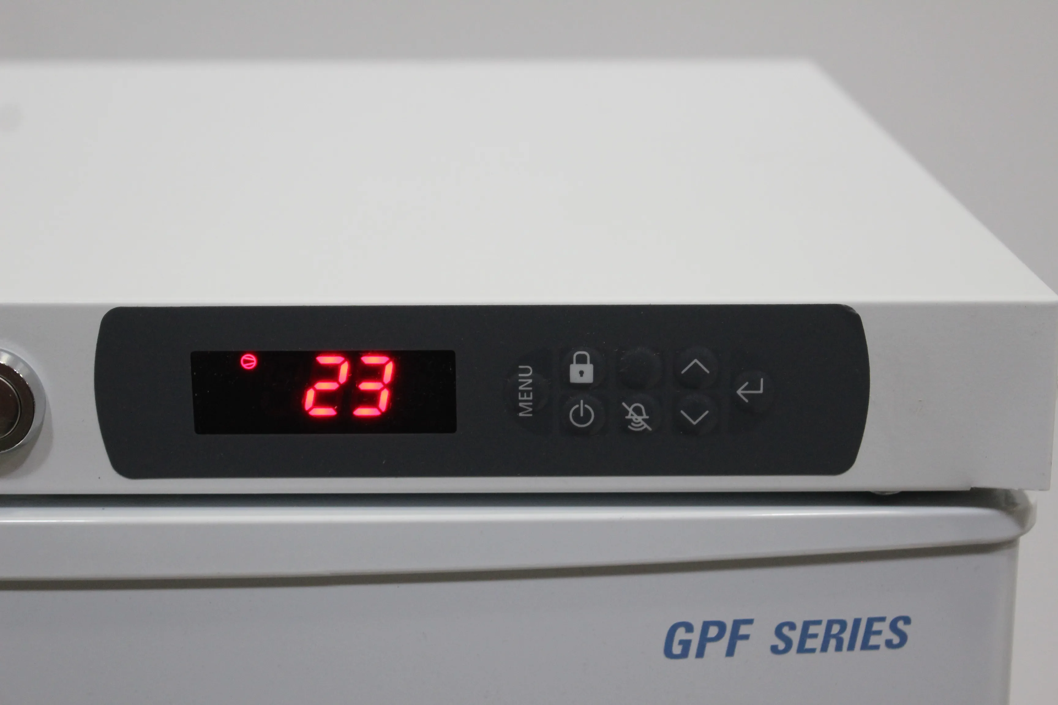 Thermo Fisher Scientific GPF Series -20C Countertop Manual Defrost Freezer MF02PA-SAEE-TS