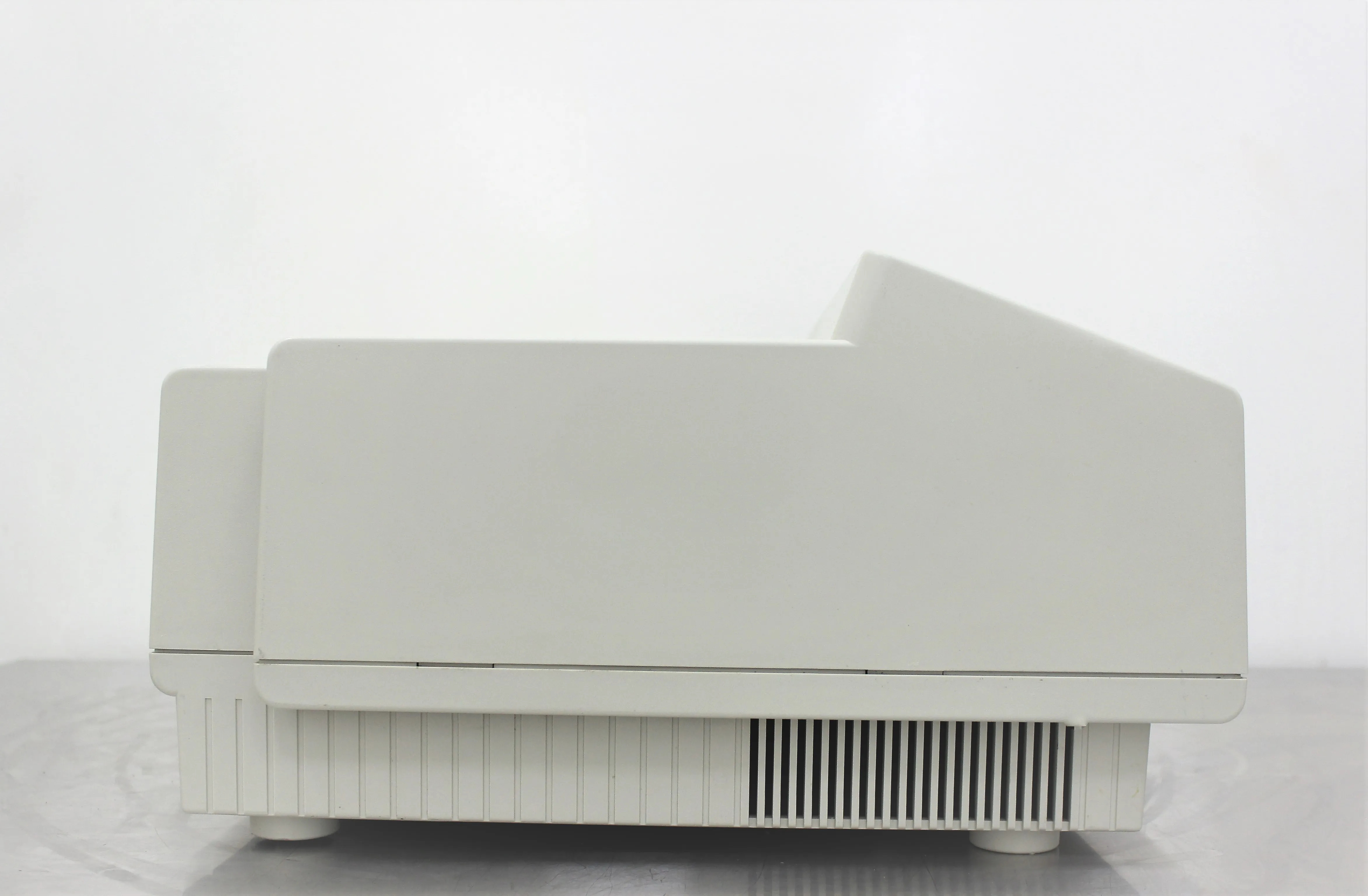 Molecular Devices SPECTRA Max M2 Multilabel Microplate Reader