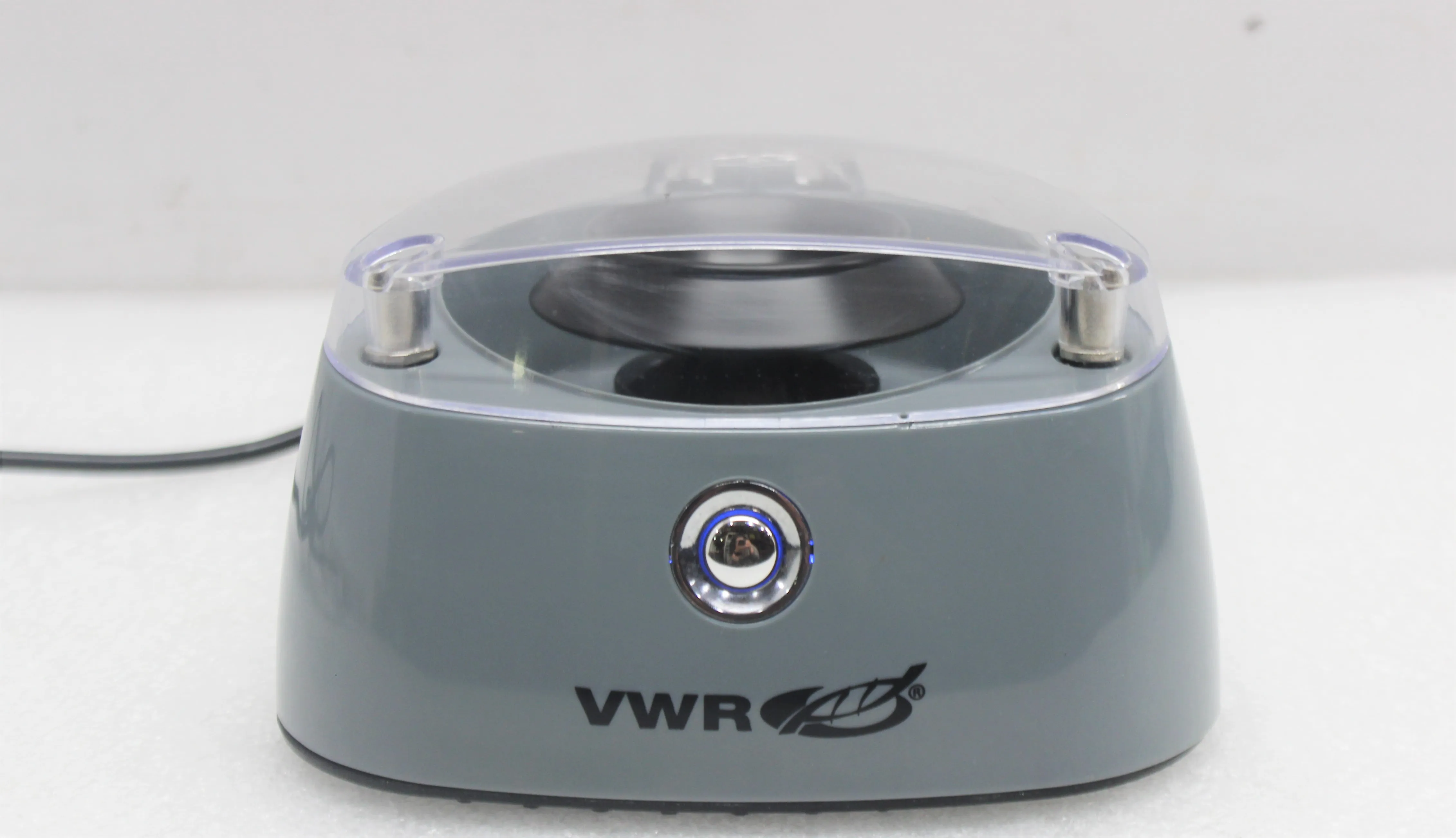 VWR Mini Centrifuge Lab Equipment 120V/220V 50Hz/60Hz 8500rpm 3884g