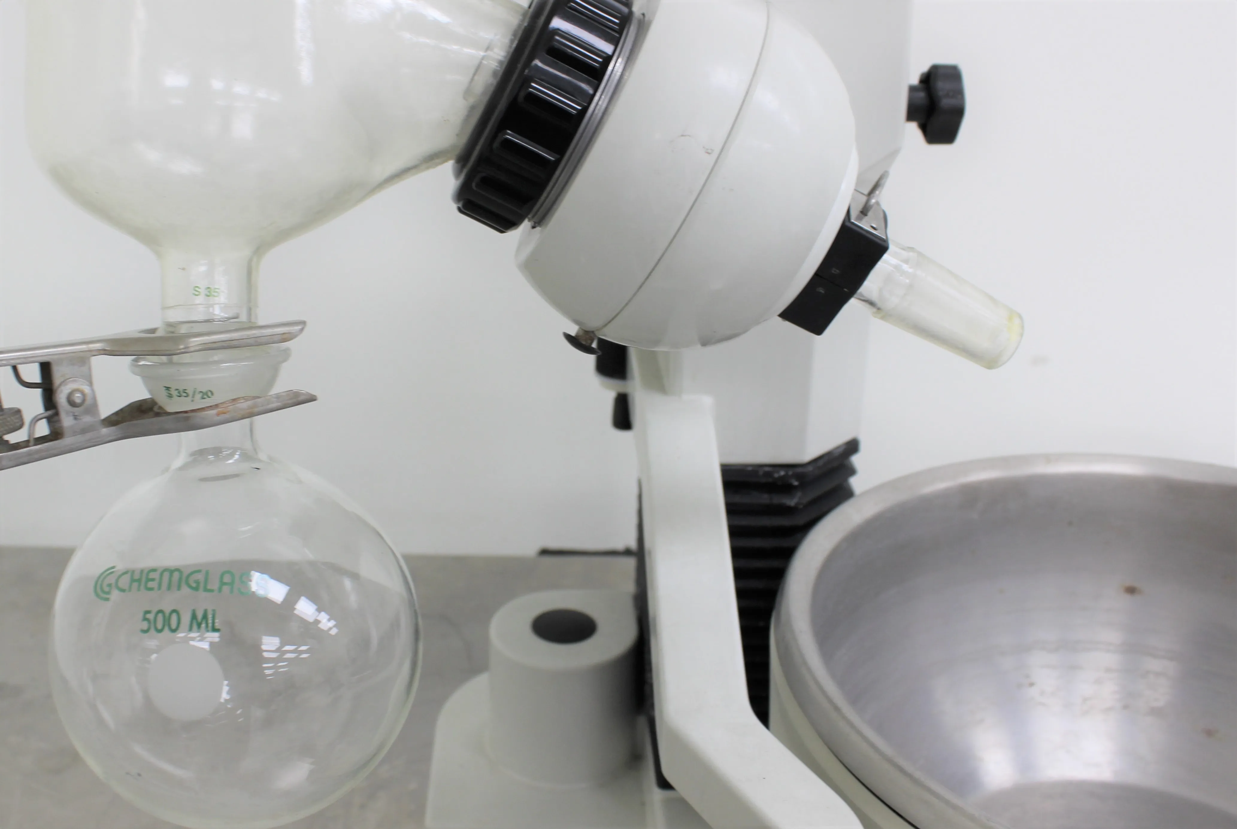 BUCHI R-124 Rotavapor Rotary Evaporator System